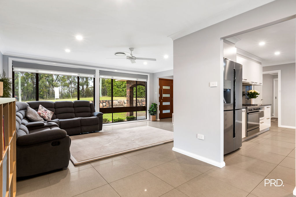 134 SINGLES RIDGE ROAD, Winmalee NSW 2777 - Image 2