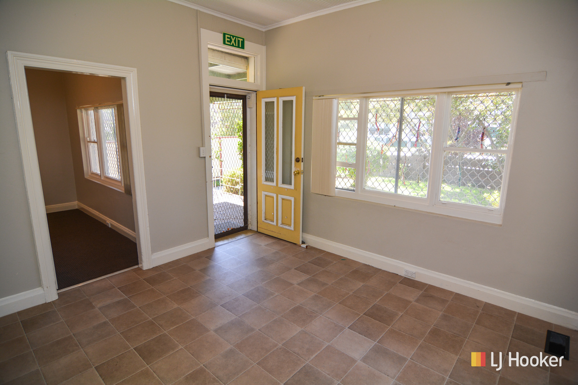 3-bedroom unit at 10 ALBERT STREET, Hermitage Flat NSW 2790, Lithgow, New South Wales