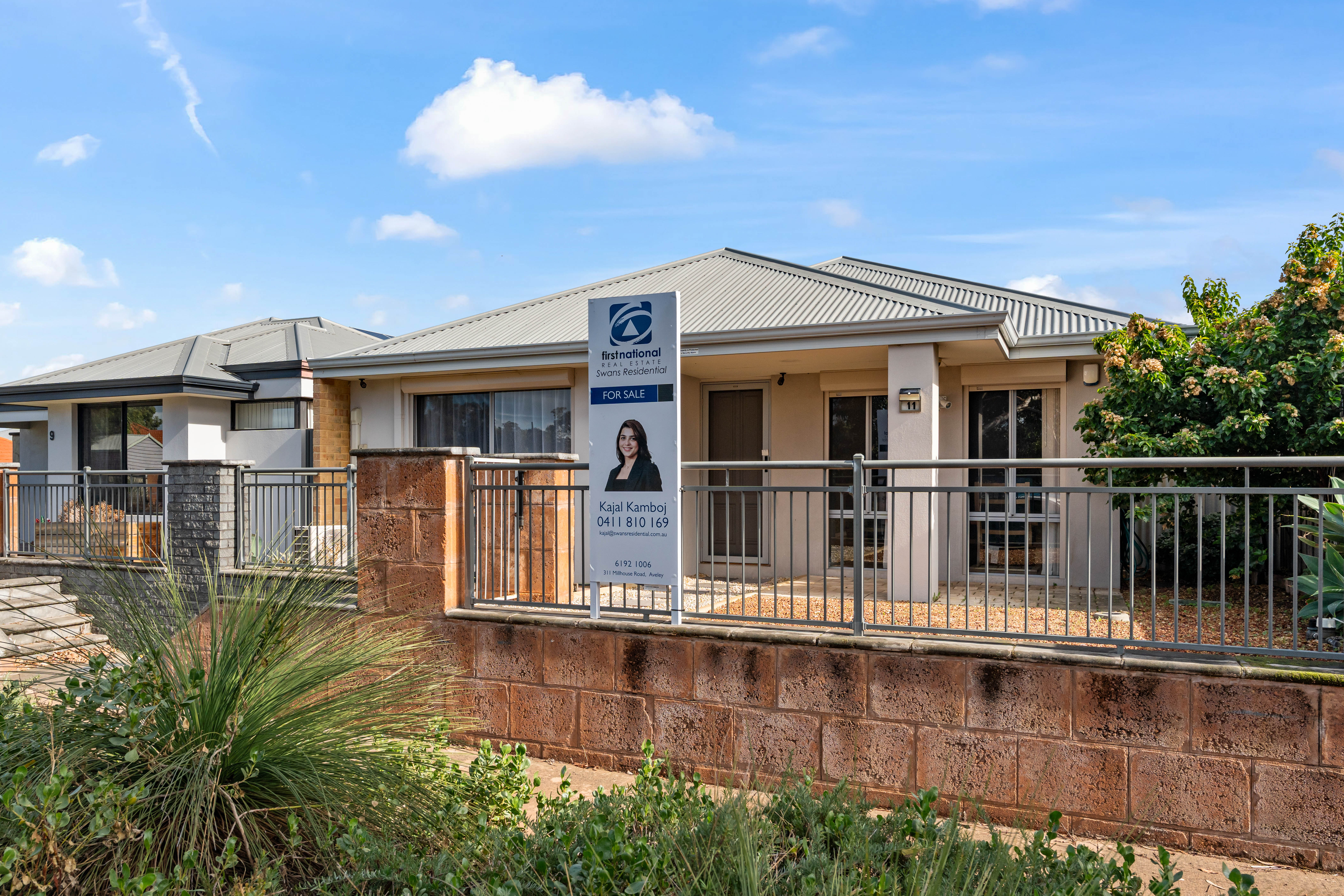 11 Bradshaw Crescent, Ellenbrook, WA 6069 - Image 2