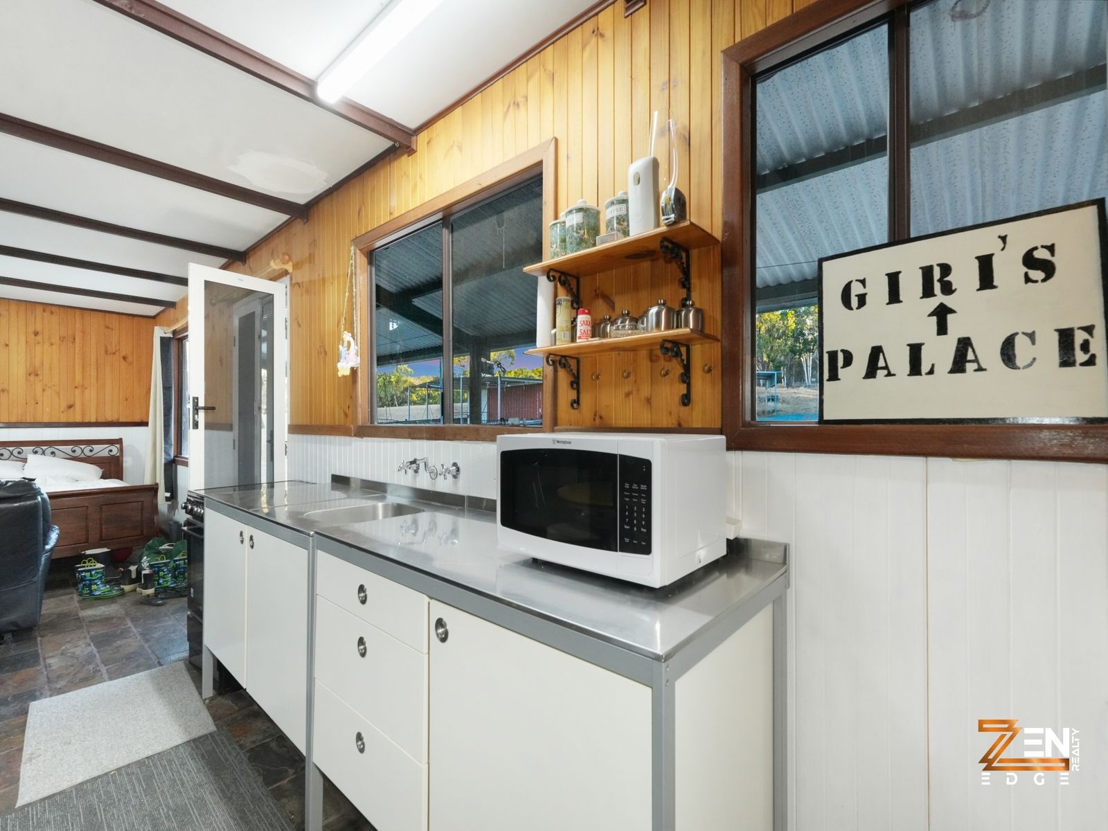 1-bedroom house at 130 Benrua Road, Clackline, WA 6564, Northam, Western Australia