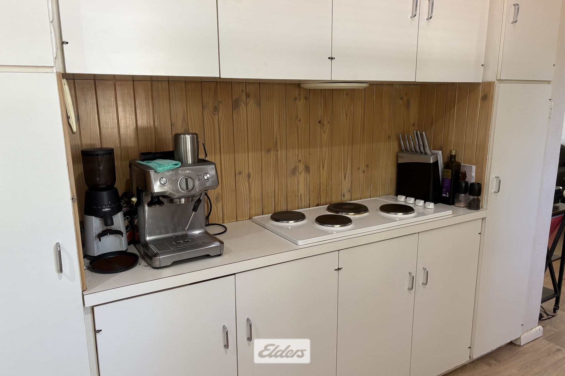 3-bedroom house at 21 CARRINGTON STREET, Robinvale VIC 3549, Swan Hill, Victoria