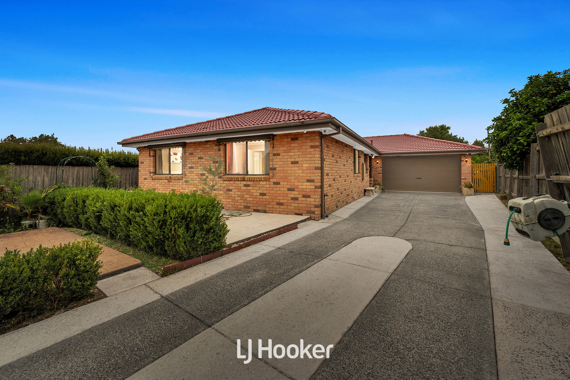 11 TRIPOLI COURT, Hallam VIC 3803 - Image 1