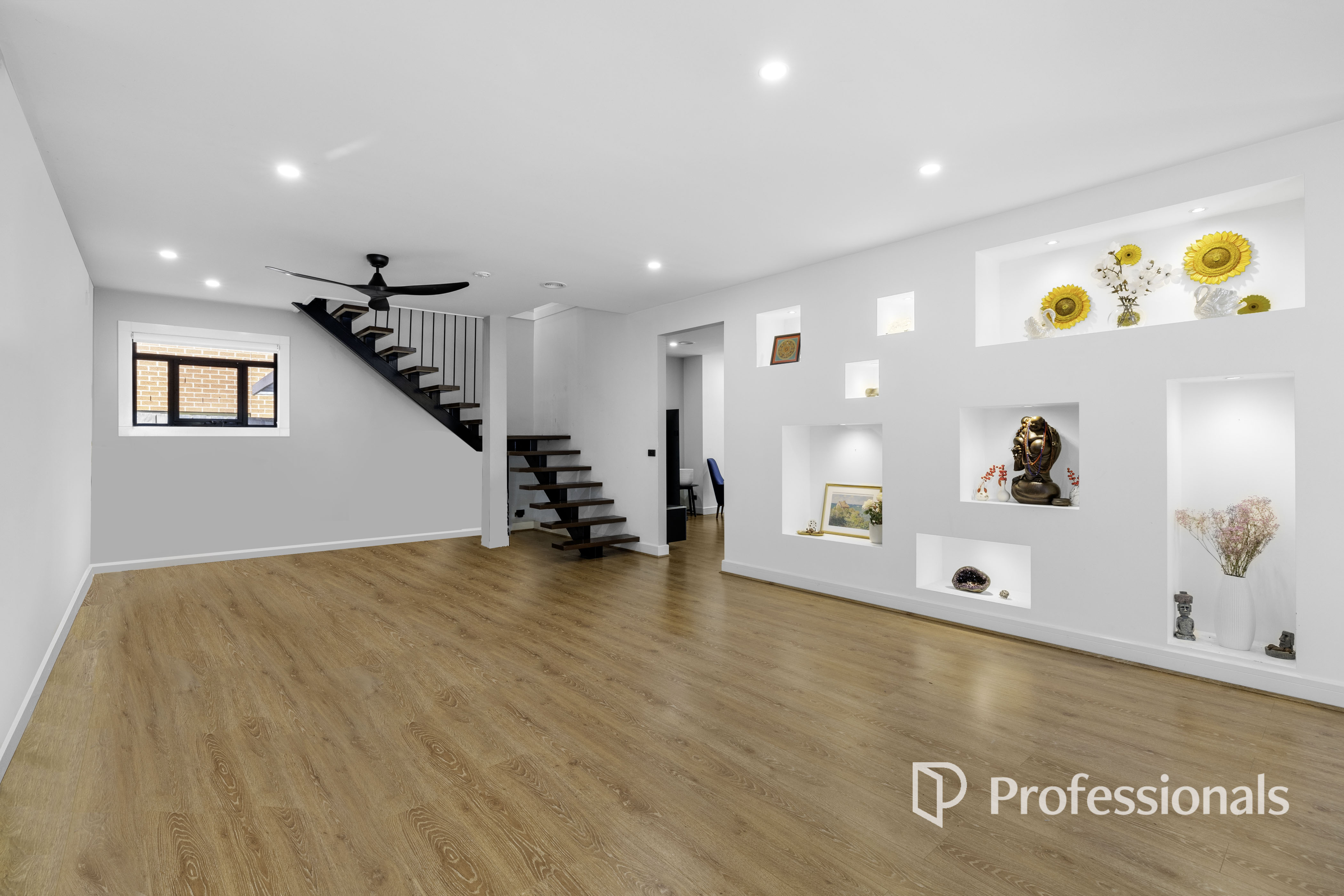 10 Mulsanne Lane, Bentleigh East, VIC 3165 - Image 3