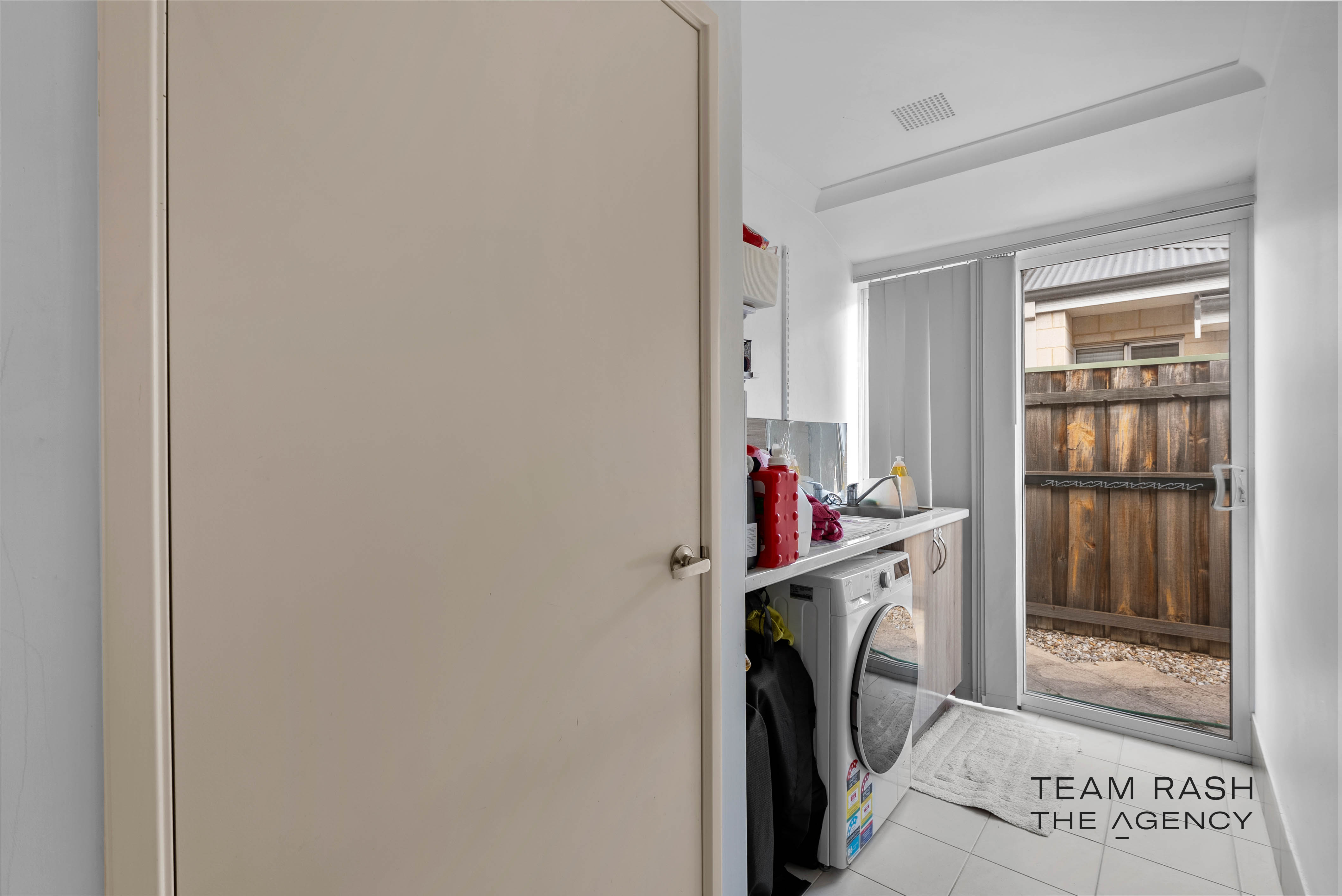 4-bedroom house at 42 SAPPHIRE CHASE, Wellard WA 6170, Kwinana, Western Australia