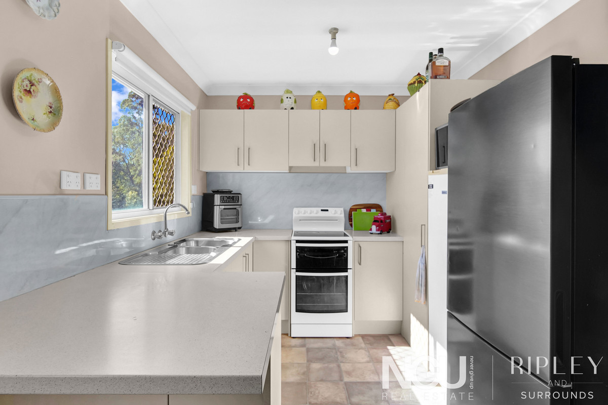 51 Creek Street, Bundamba, QLD 4304 - Image 7