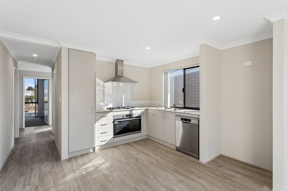 4-bedroom house at 40 Jewel Way, Banksia Grove, Wa, 6031, Wanneroo, Western Australia