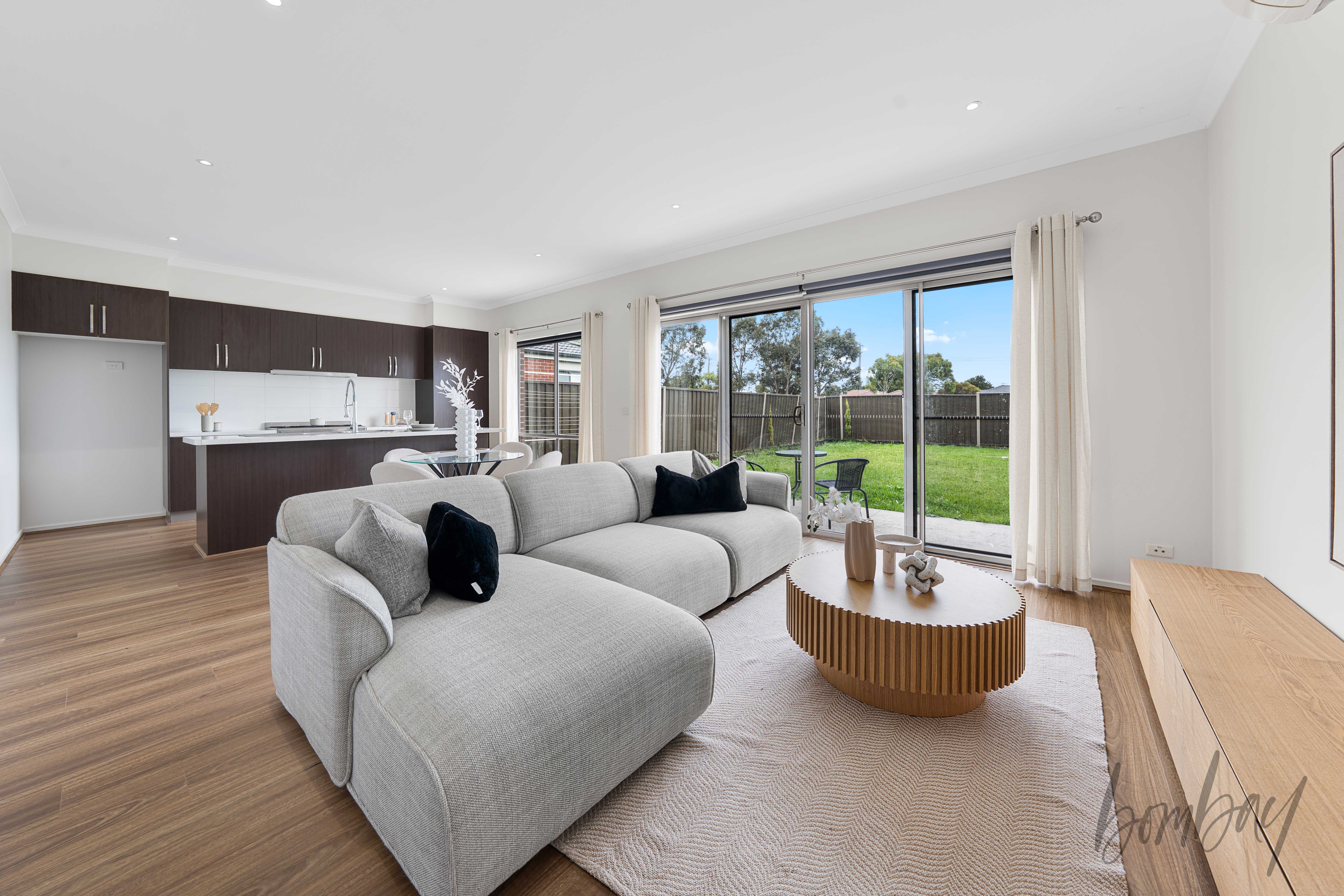 30 BRUNSWICK CRESCENT, Craigieburn VIC 3064 - Image 5
