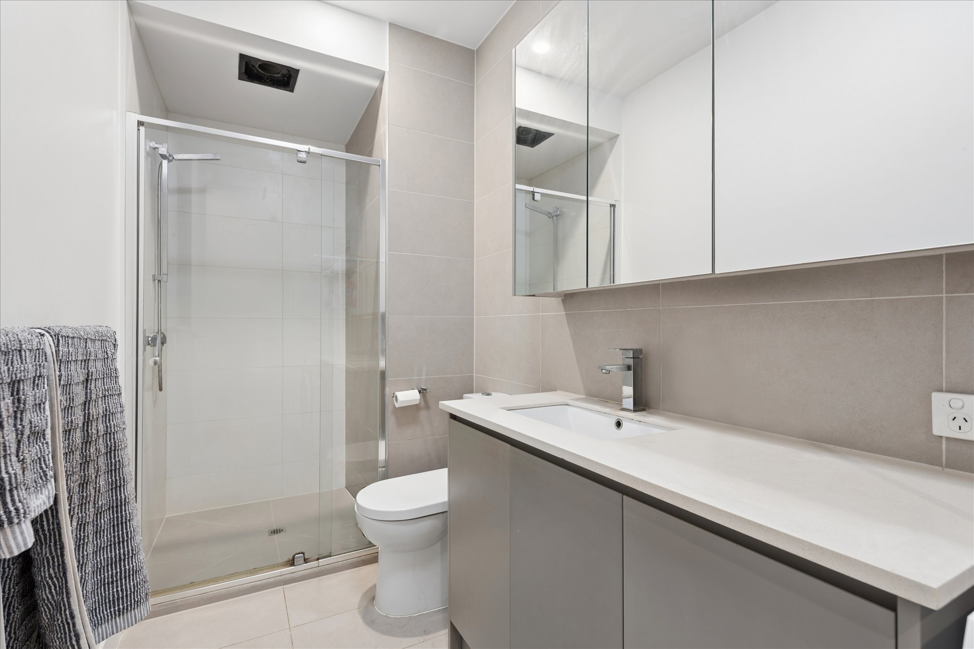 2-bedroom unit at 8/657 Nepean Highway, Brighton East, VIC 3187, Bayside (Vic.), Victoria