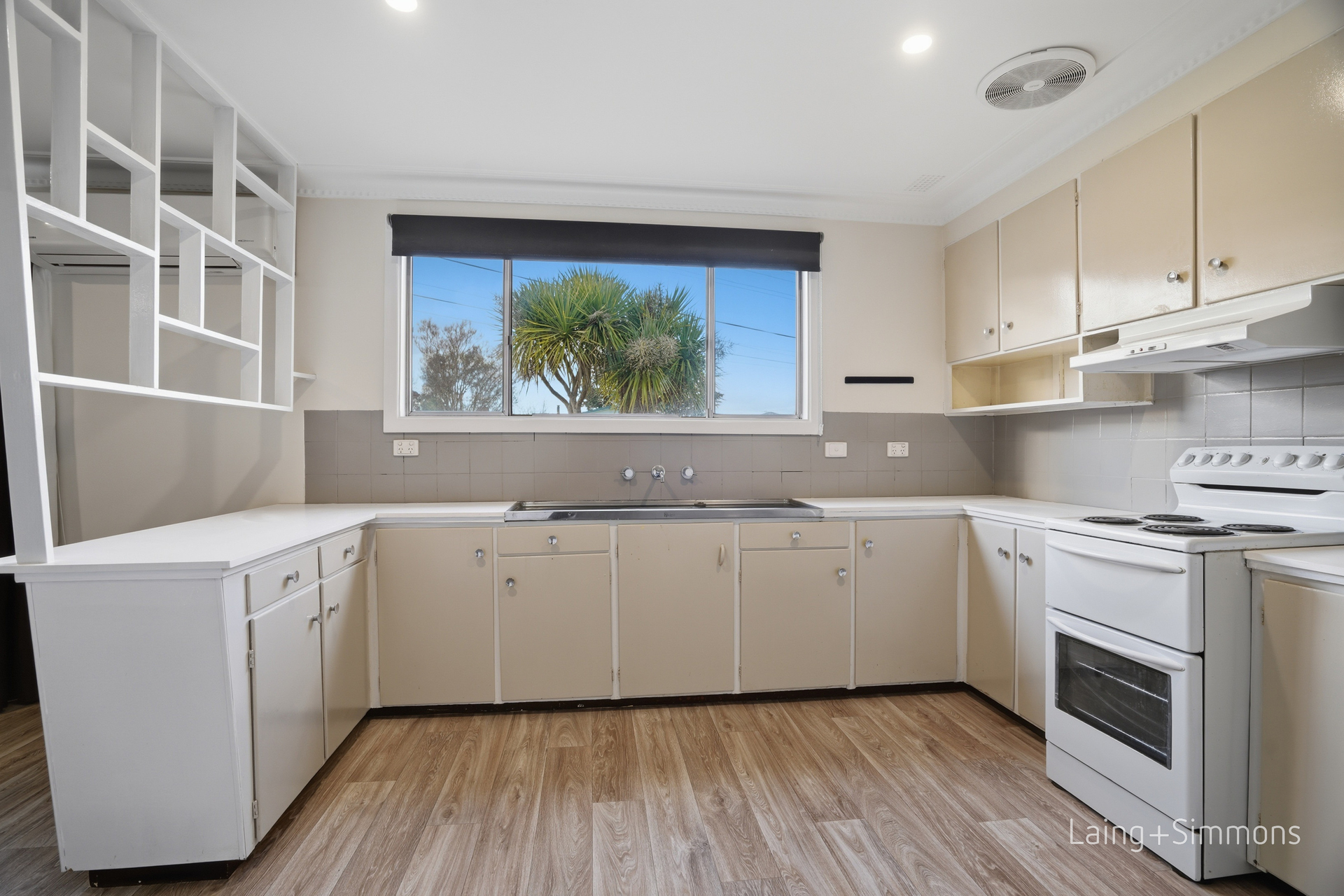 10 COLLEGE AVENUE, Armidale NSW 2350 - Image 5