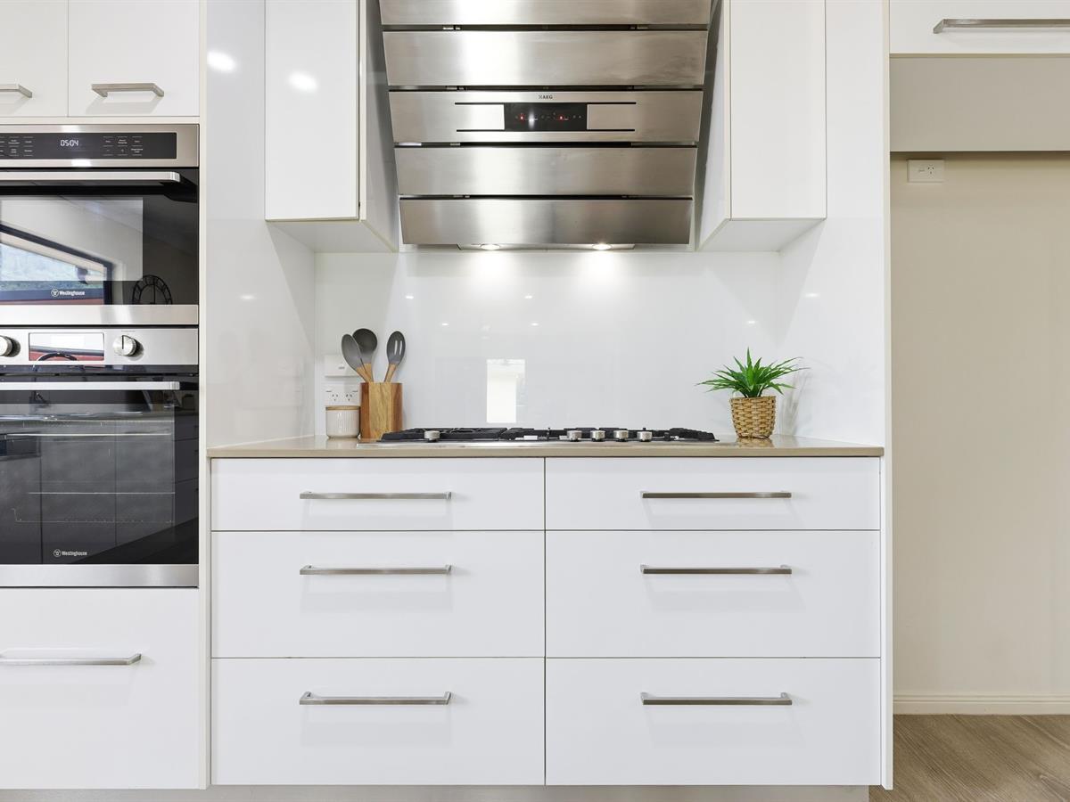 12 William Hickey Street, Redlynch, QLD 4870 - Image 6