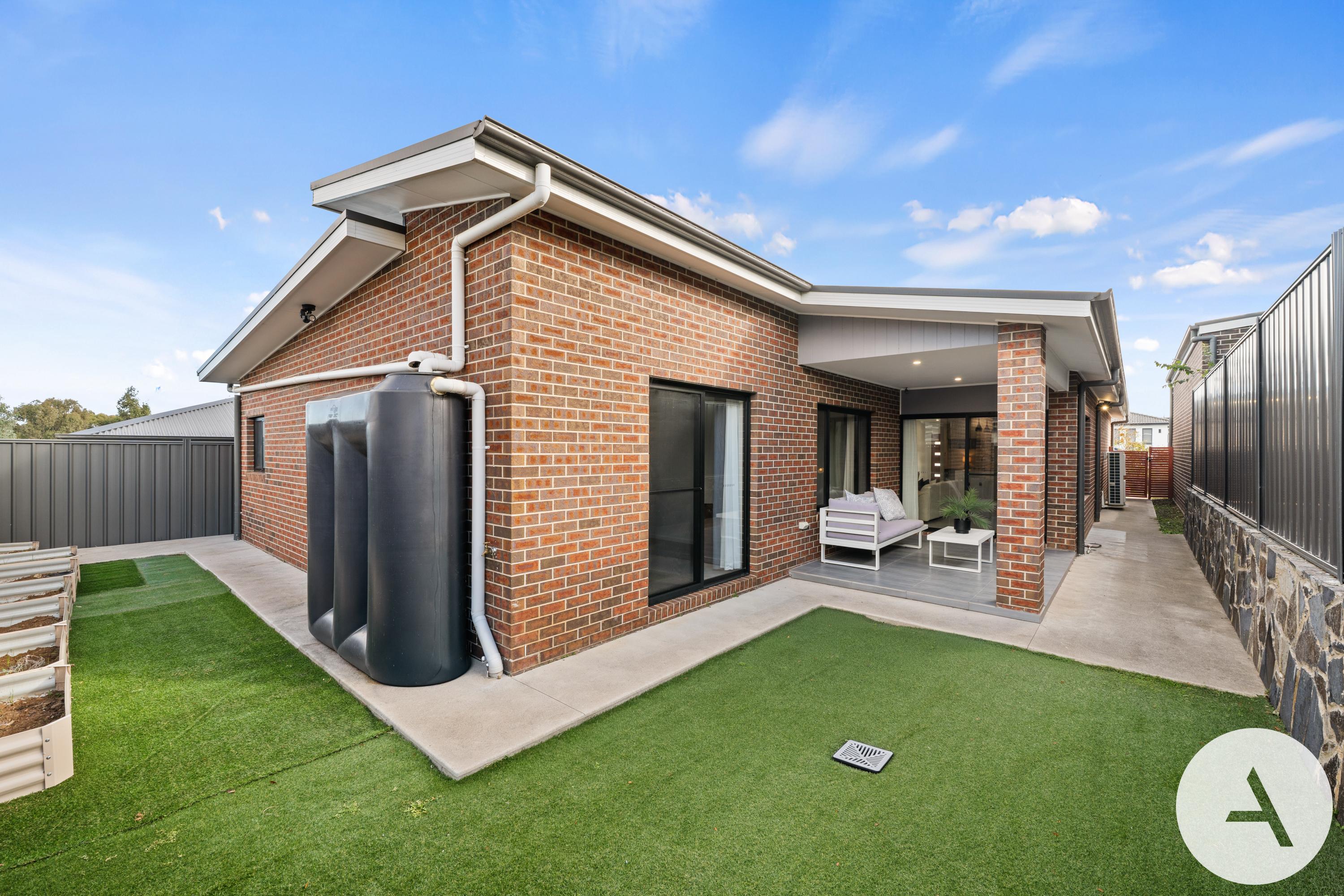 4-bedroom house at 4 Snapper Cr, Throsby, Act, 2914, Unincorporated Act, Australian Capital Territory