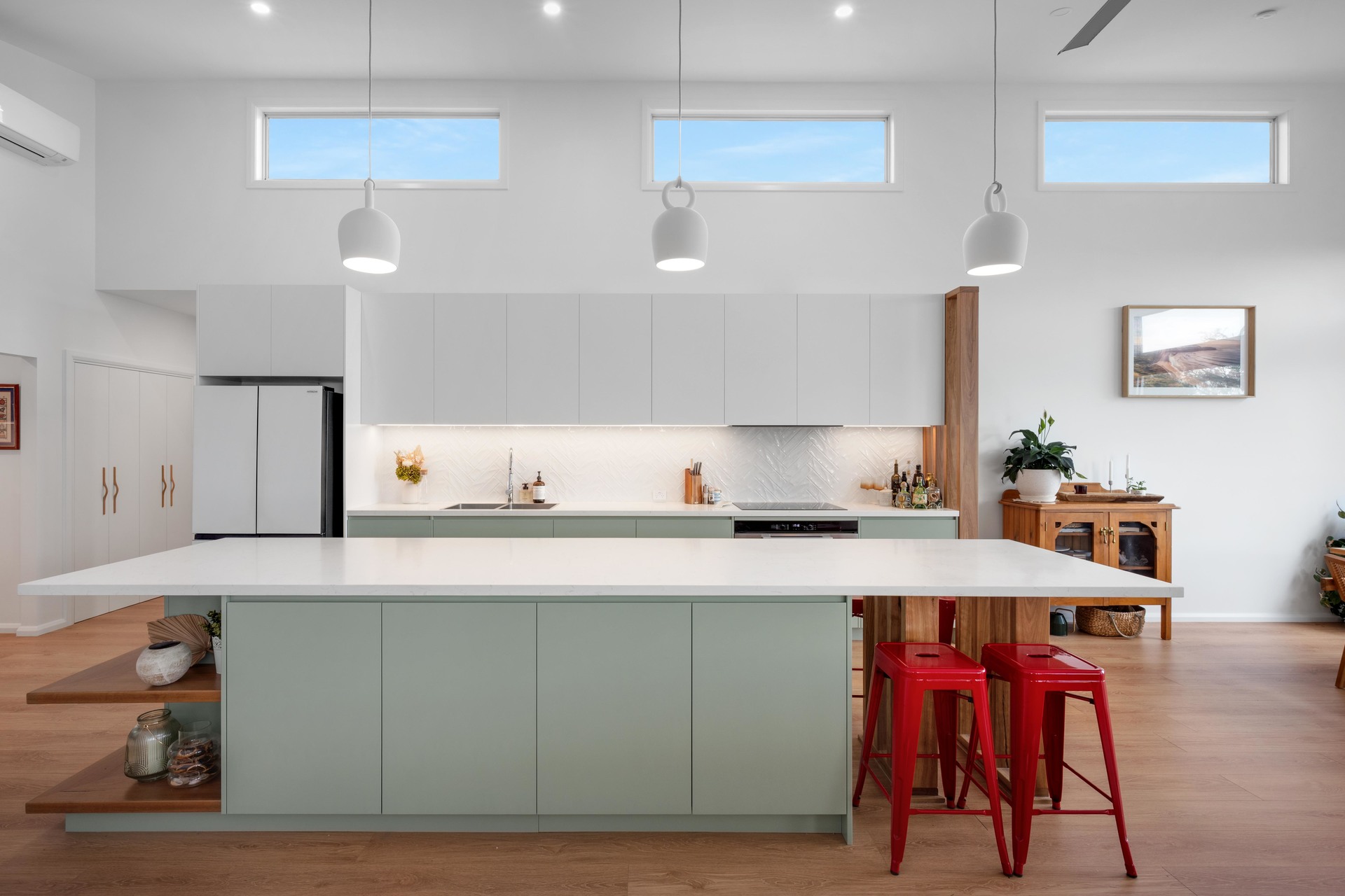 5 NORTHCLIFFE DRIVE, Lake Heights NSW 2502 - Image 5