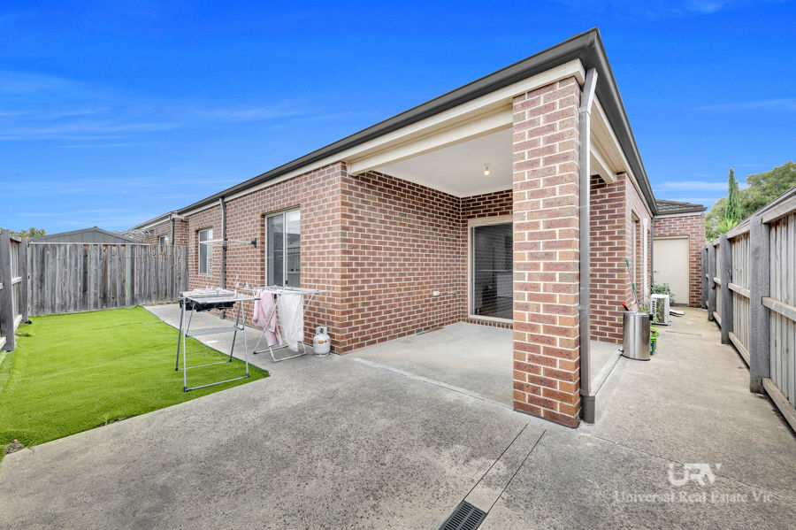 3-bedroom house at 35 STOKE CIRCUIT, Wollert VIC 3750, Whittlesea, Victoria