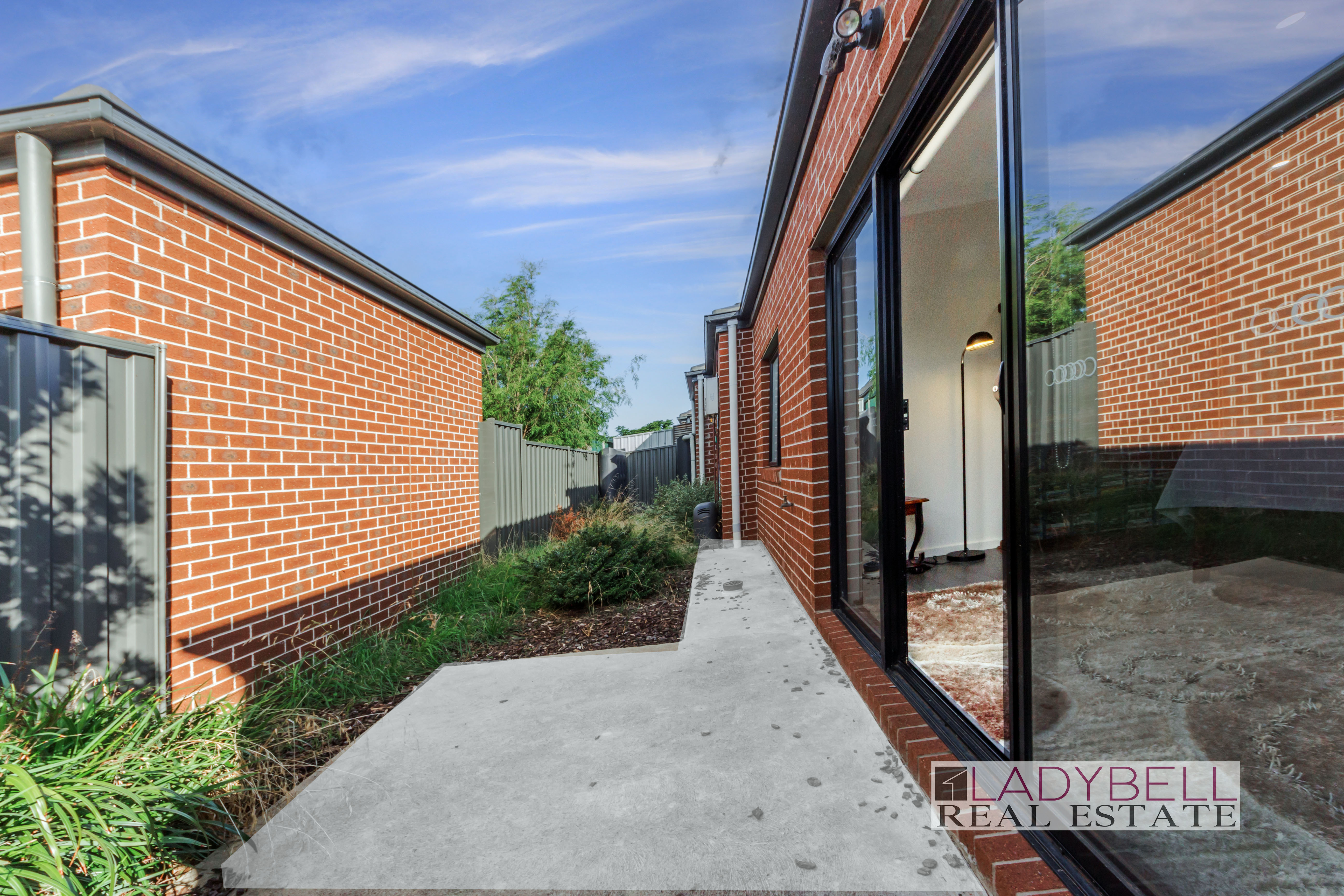2-bedroom unit at 3/11 Navy Street, Tarneit, VIC 3029, Wyndham, Victoria