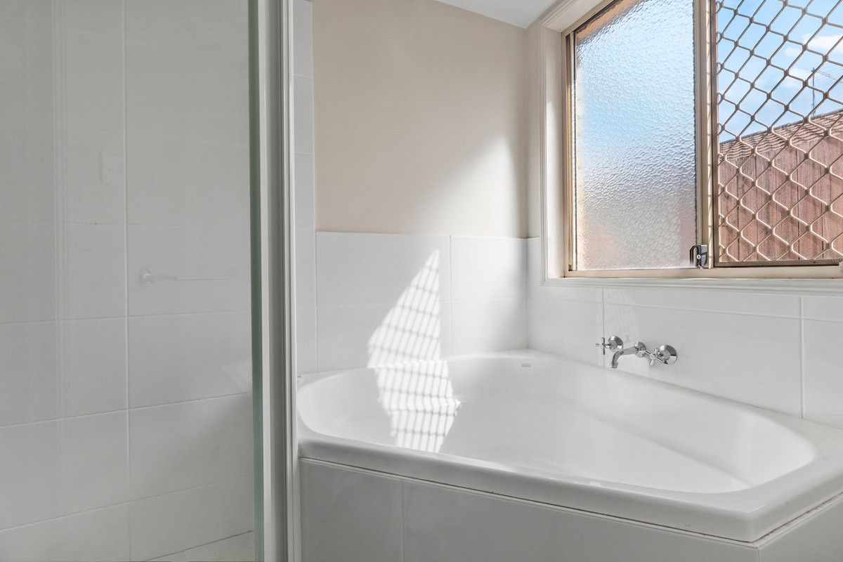 3-bedroom house at 3 PALM PLACE, Byron Bay NSW 2481, Byron, New South Wales