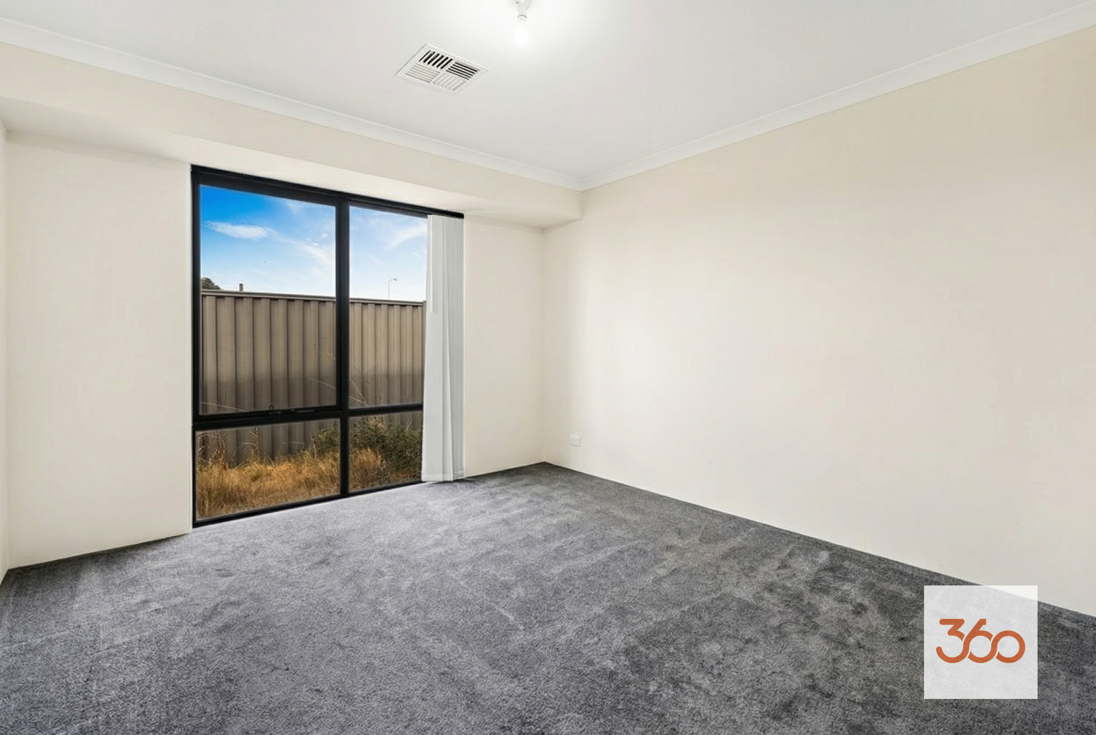21 CANNES WAY, Dayton WA 6055 - Image 10