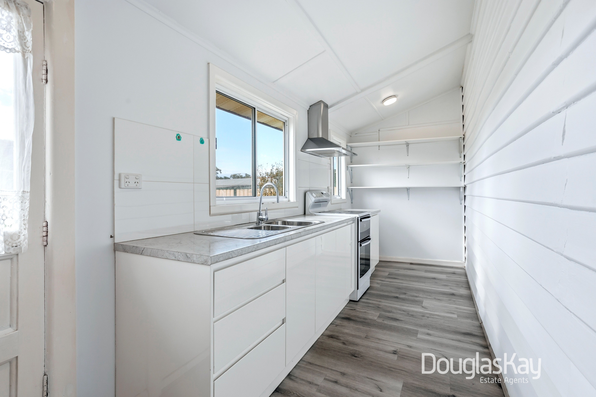 12 AINSWORTH STREET, Sunshine West VIC 3020 - Image 7