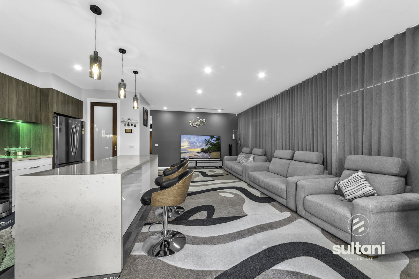 13 Glow Way, Clyde North, VIC 3978 - Image 3