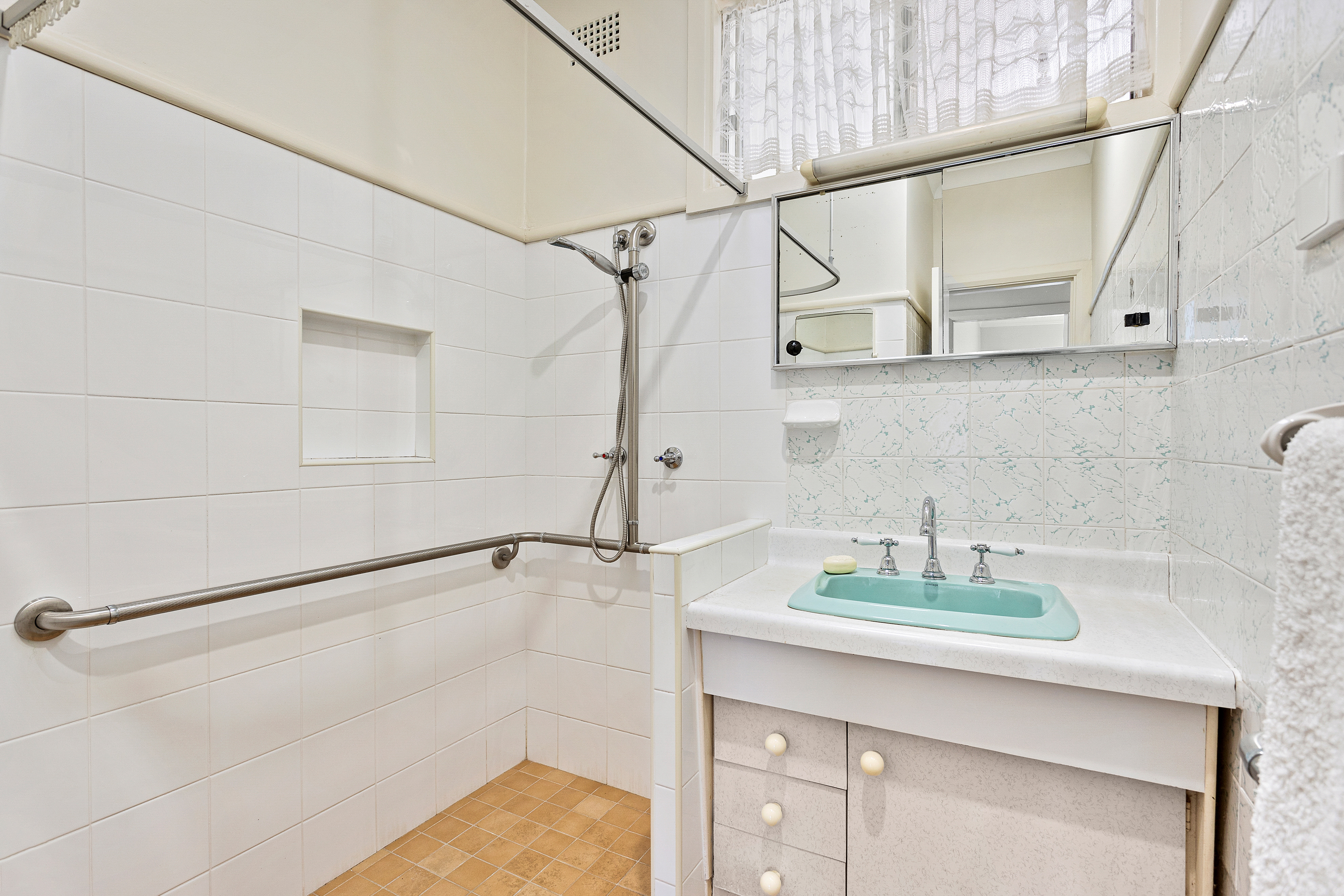 78 The Avenue, Mount Saint Thomas, NSW 2500 - Image 8