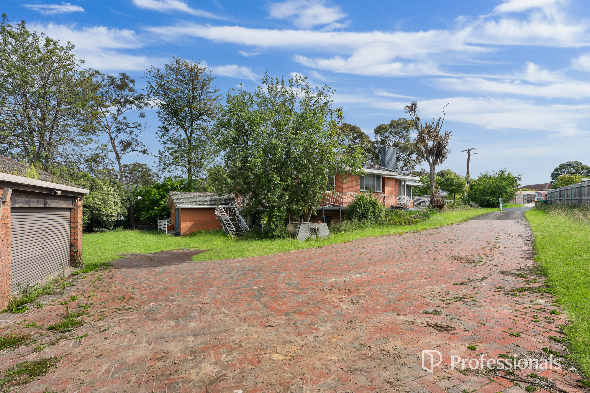 1&2/3 Vicki Court, Doncaster East, Vic, 3109 - Image 6
