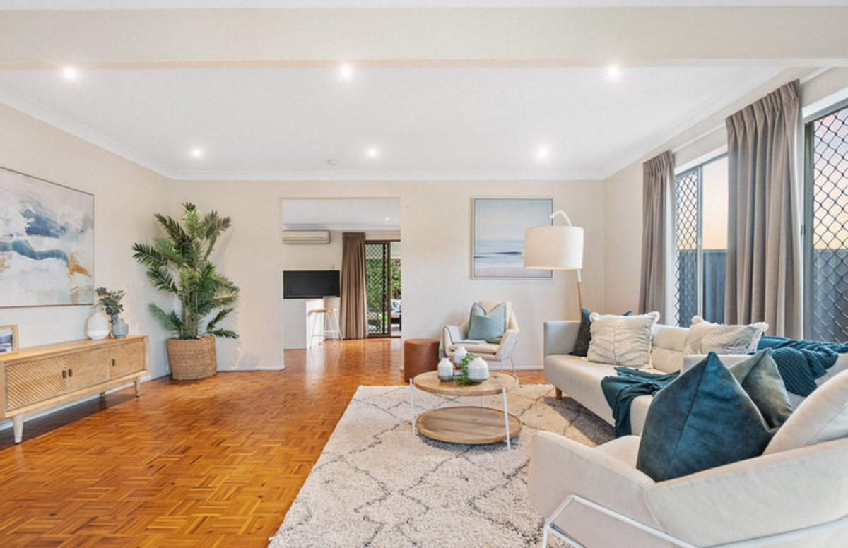 7 Sasha Street, Robertson, QLD 4109 - Image 3