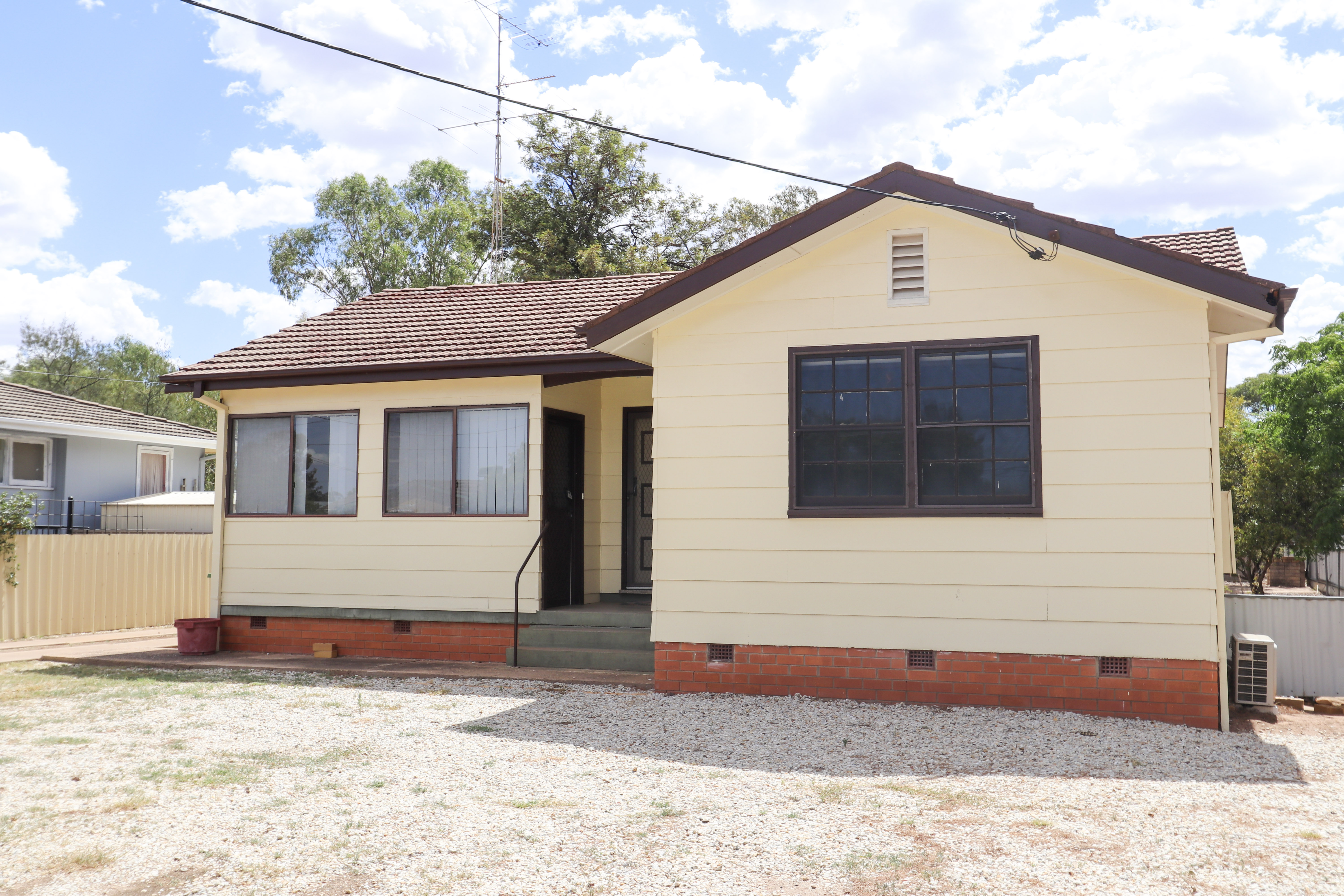 3-bedroom house at 17 Brown Street, West Wyalong, NSW 2671, Bland, New South Wales