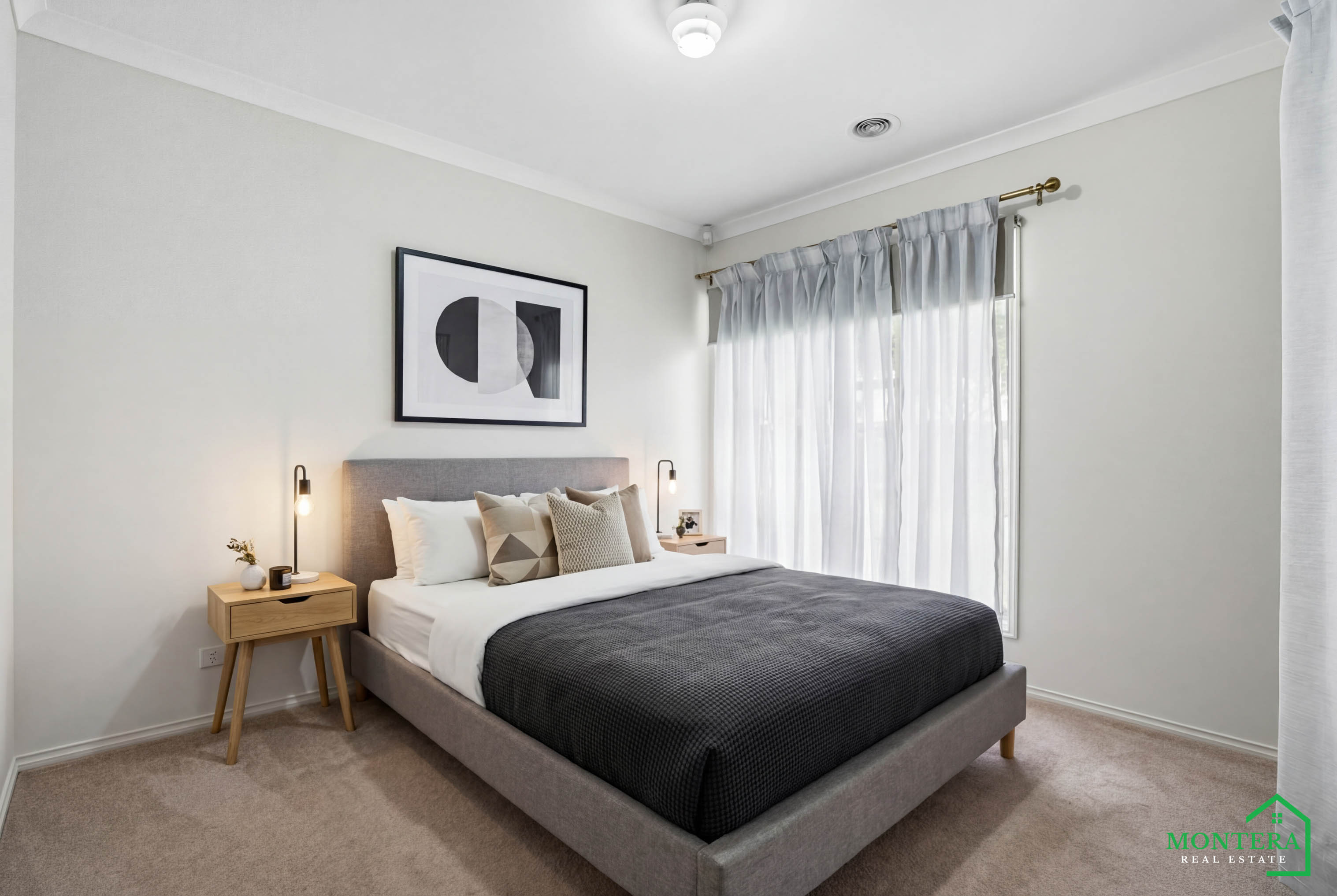 32 Silverwood Drive, Greenvale, VIC 3059 - Image 2