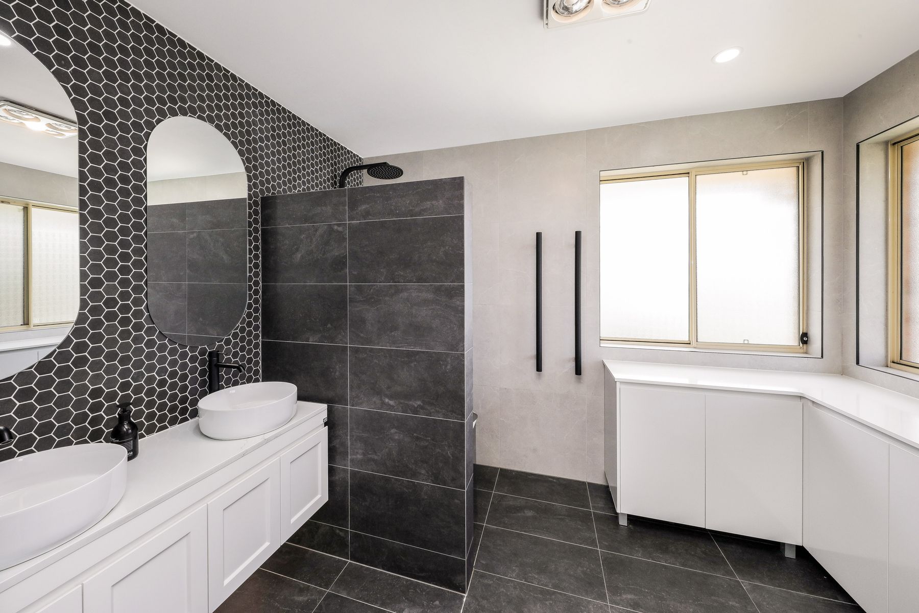 240 BRANSGROVE ROAD, Panania NSW 2213 - Image 8