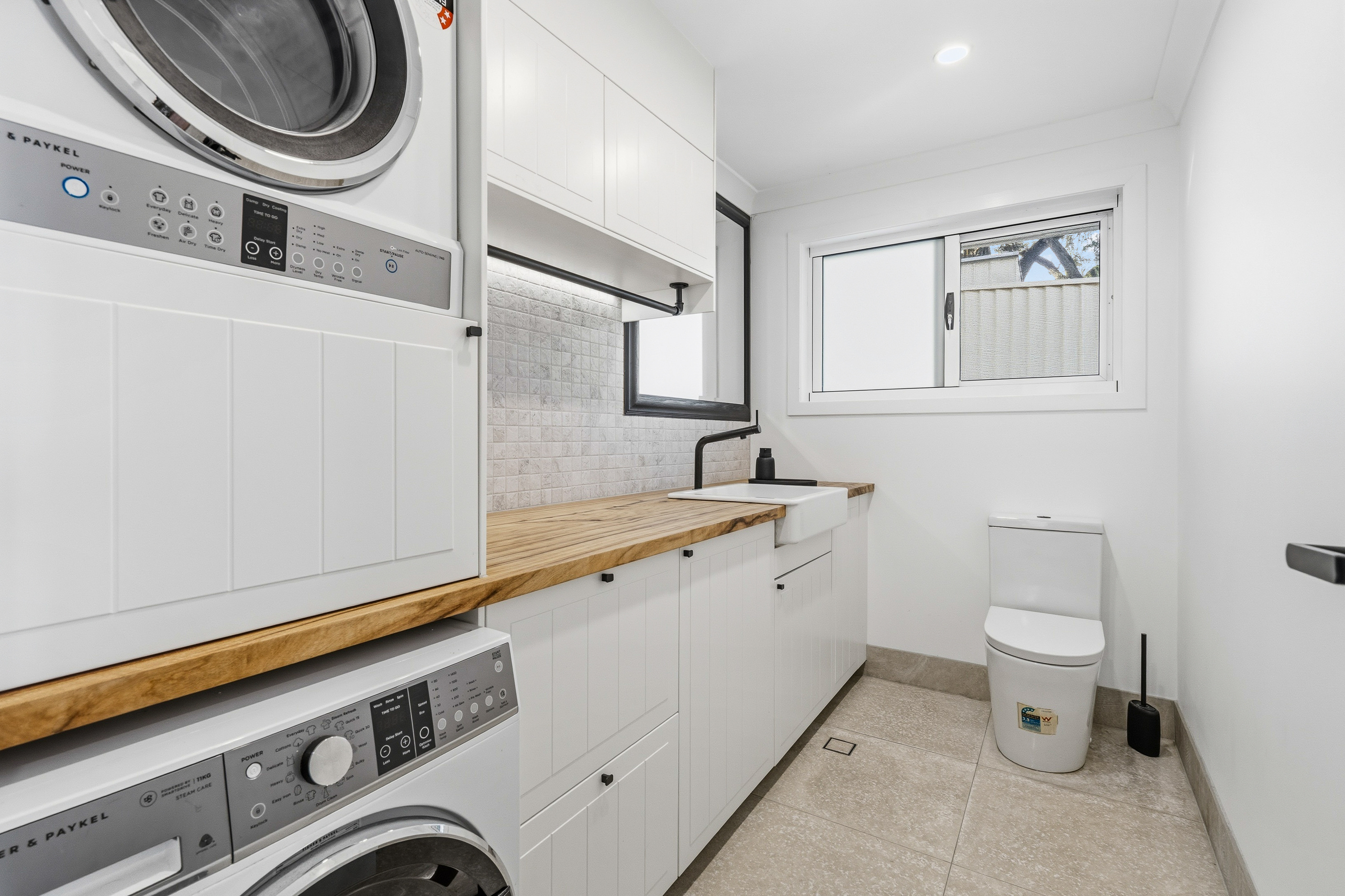 4-bedroom house at 5 Century Court, Currumbin Waters, QLD 4223, Gold Coast, Queensland