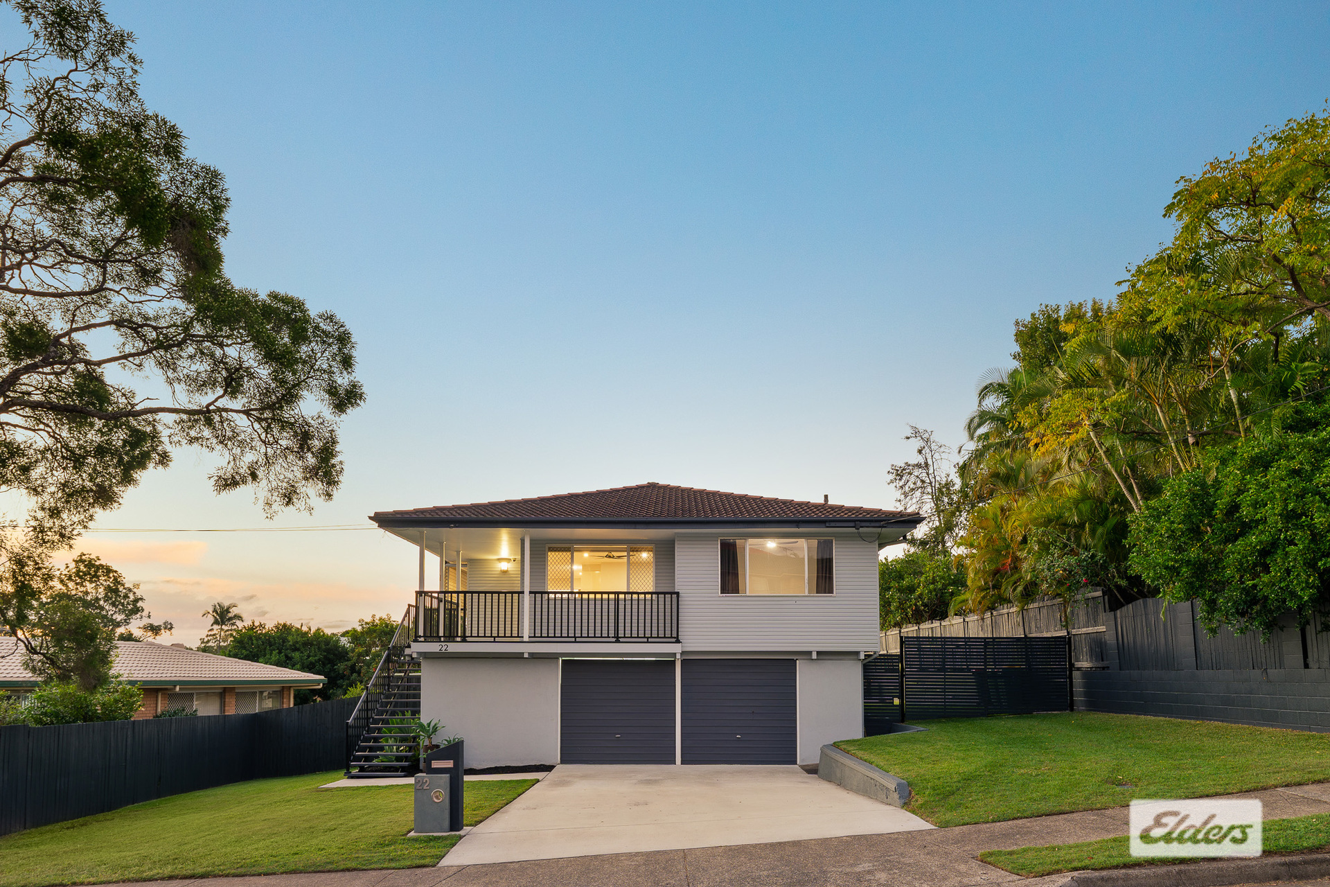 22 JACQUELINE AVENUE, Springwood QLD 4127 - Image 2