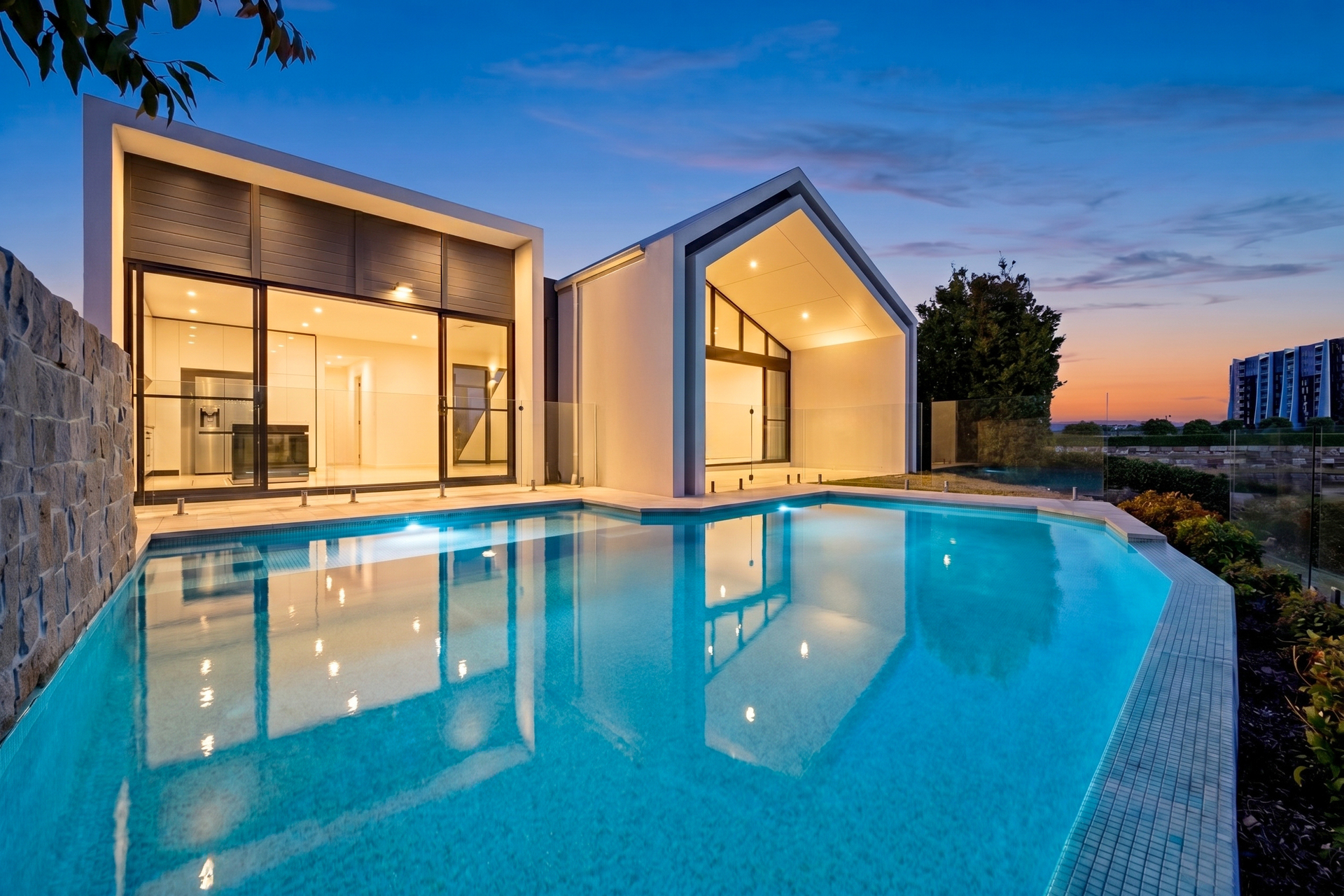 10 Sanctuary Court, Mermaid Waters, Qld, 4218 - Image 2