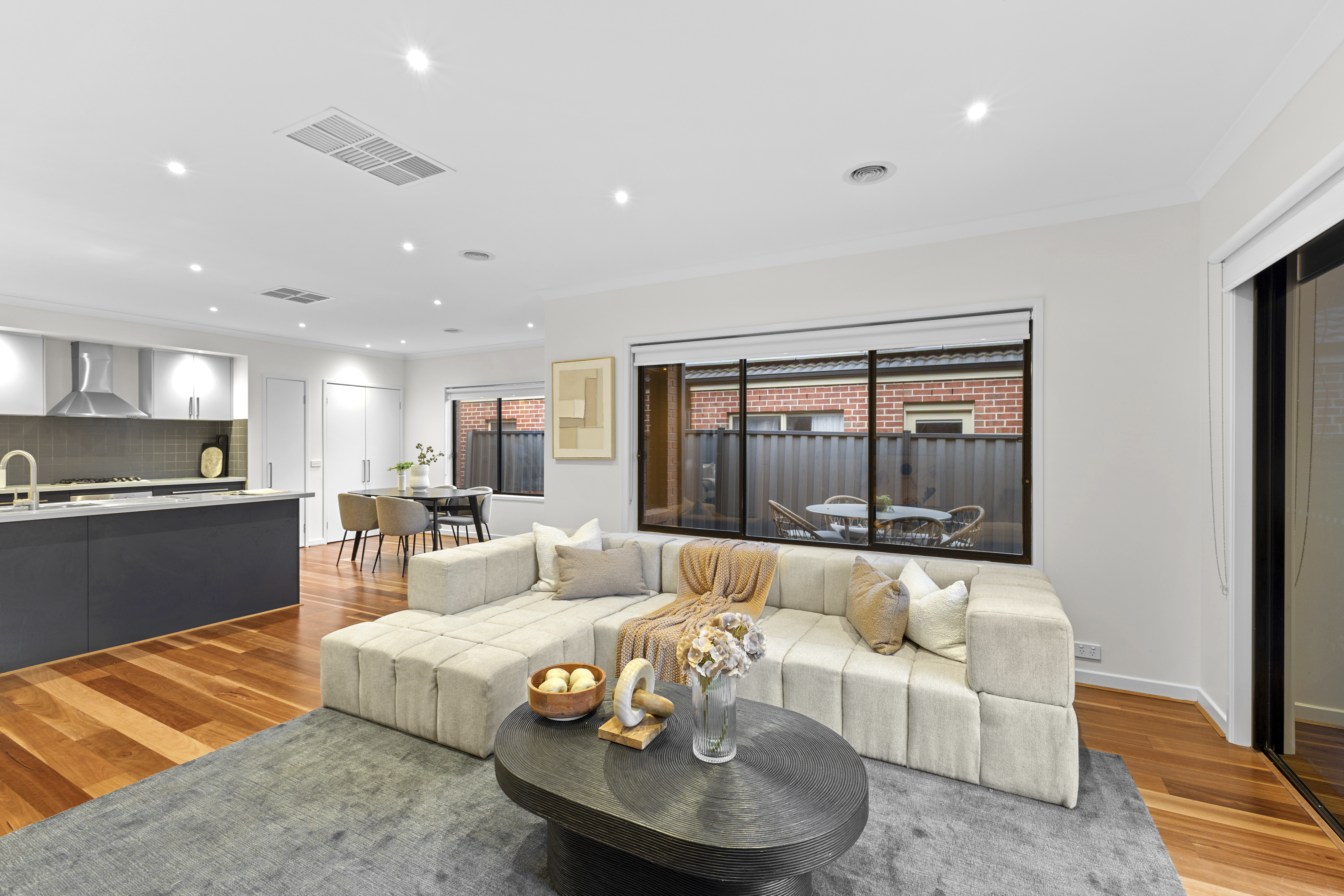 3-bedroom house at 35 THORNGROVE AVENUE, Craigieburn VIC 3064, Hume, Victoria