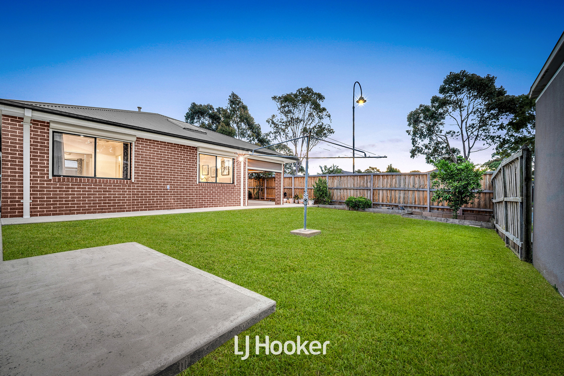 4-bedroom house at 2 BLACKLEDGE DRIVE, Cranbourne East VIC 3977, Casey, Victoria