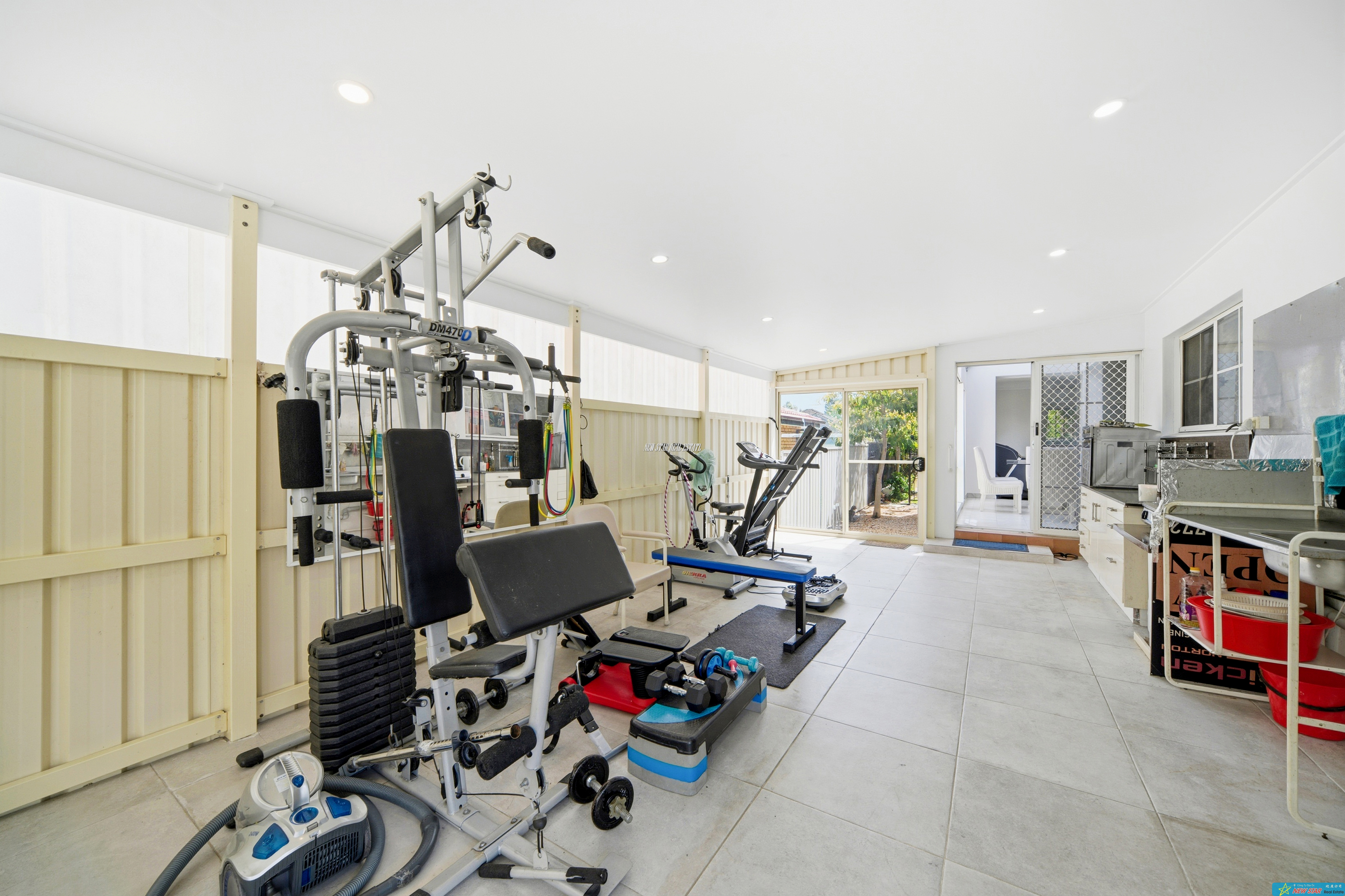 5-bedroom house at 191 EPSOM ROAD, Chipping Norton NSW 2170, , New South Wales