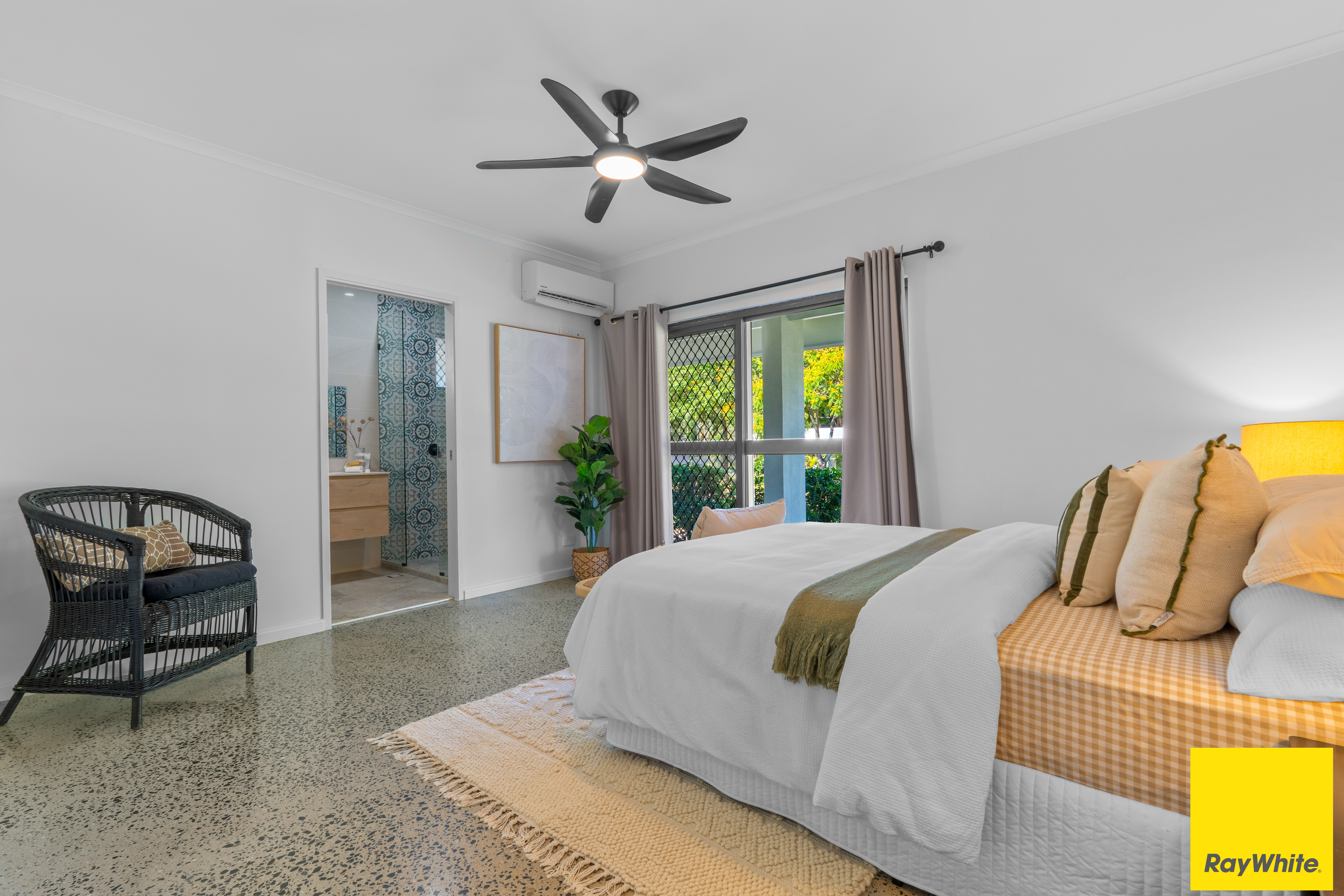 13 Hope Street, Clifton Beach, QLD 4879 - Image 7
