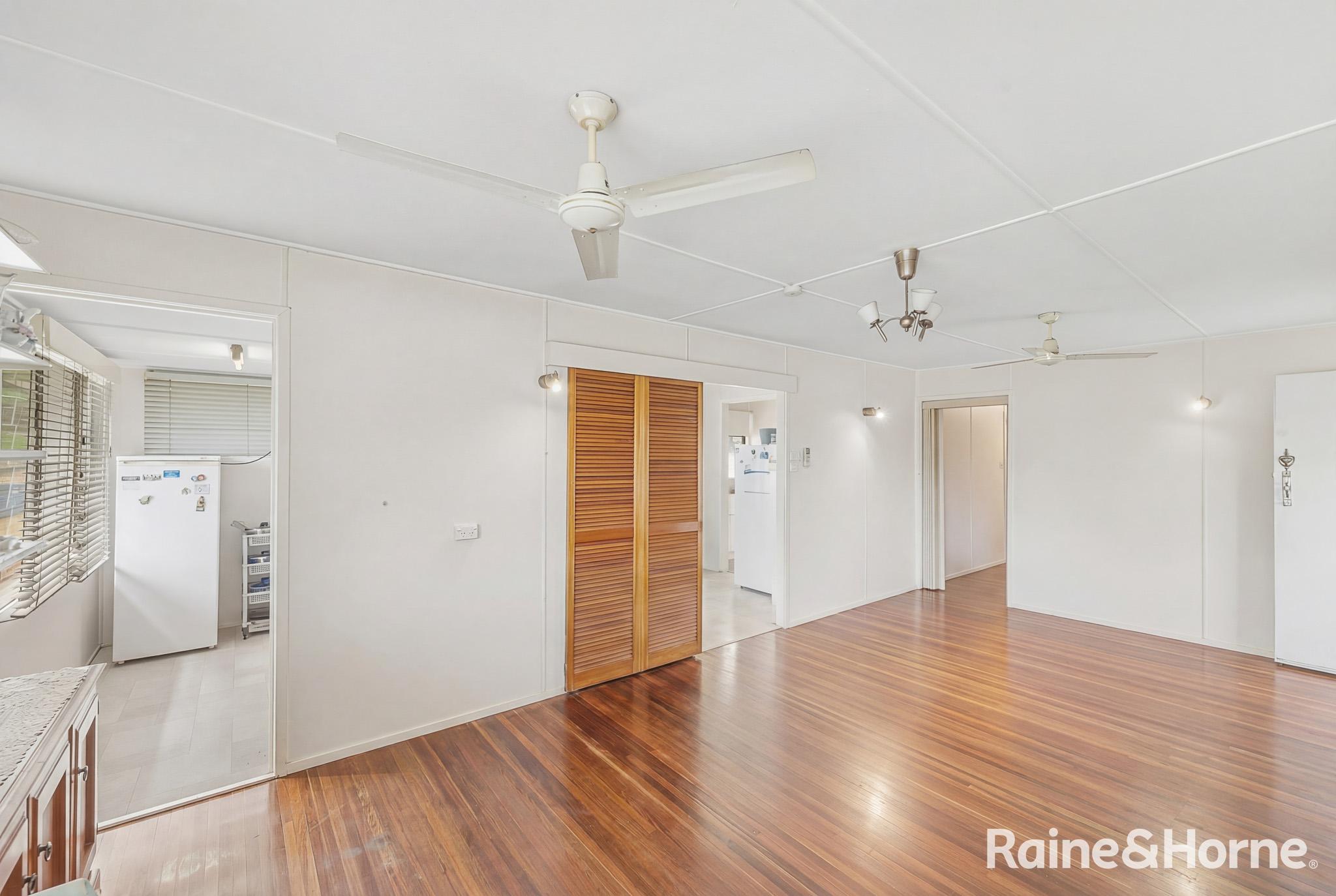27 HUNTER STREET, West Gladstone QLD 4680 - Image 5