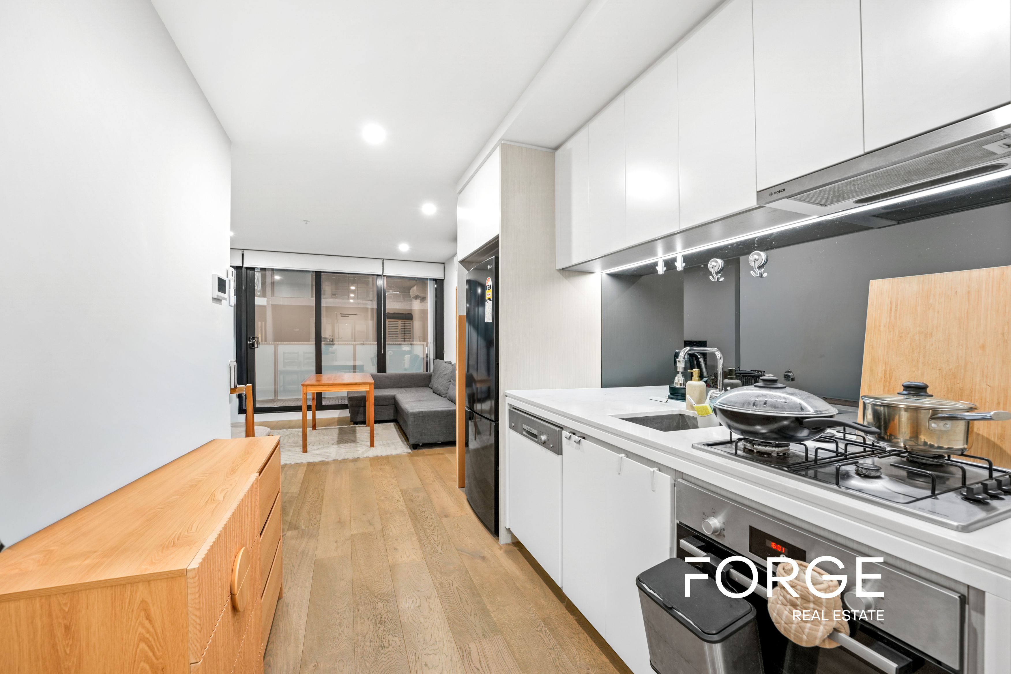 1-bedroom unit at APARTMENT 507 600 DONCASTER ROAD, DONCASTER VIC 3108, Manningham, Victoria