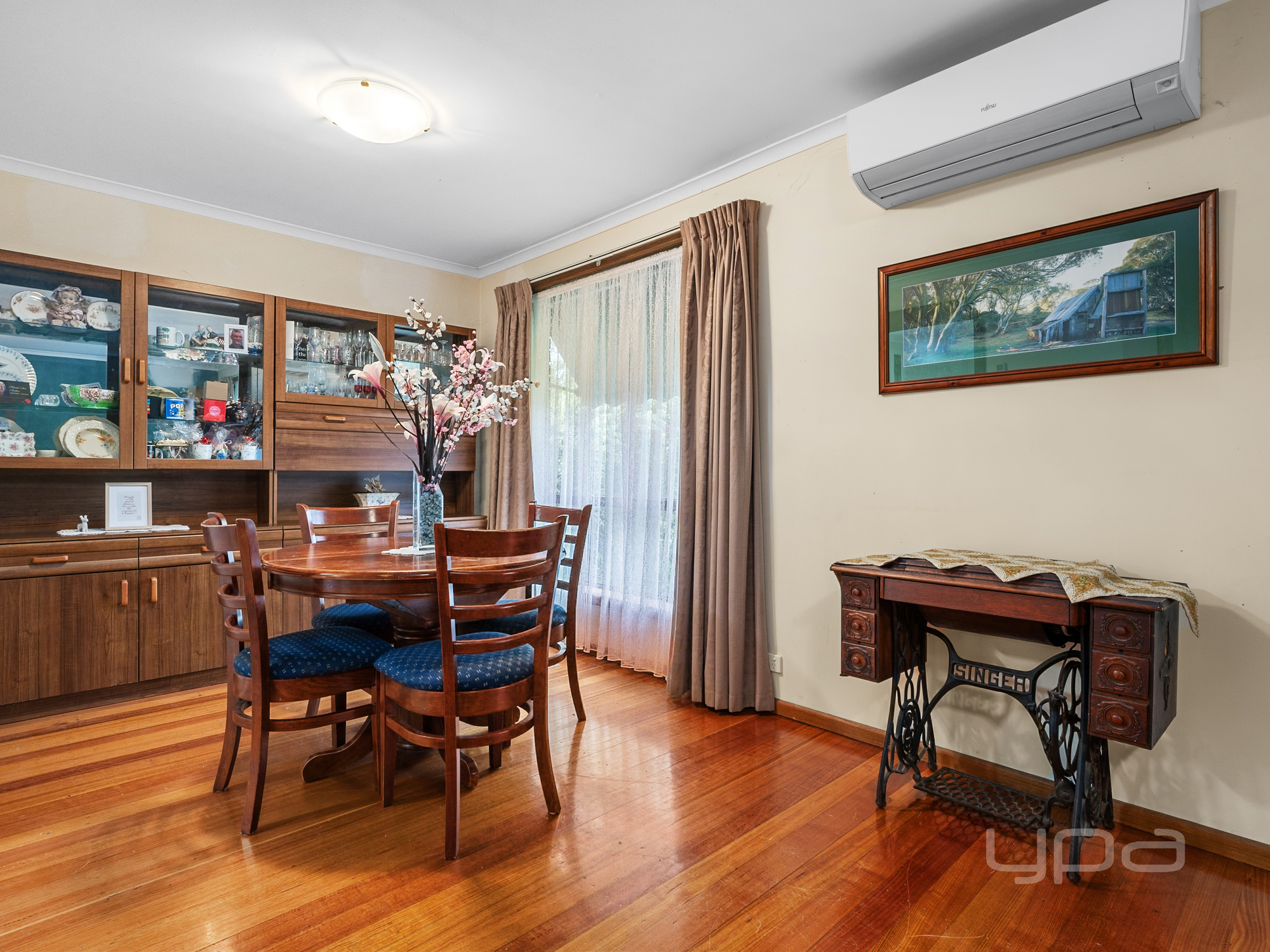 29 Andrew Street, Melton South, VIC 3338 - Image 4