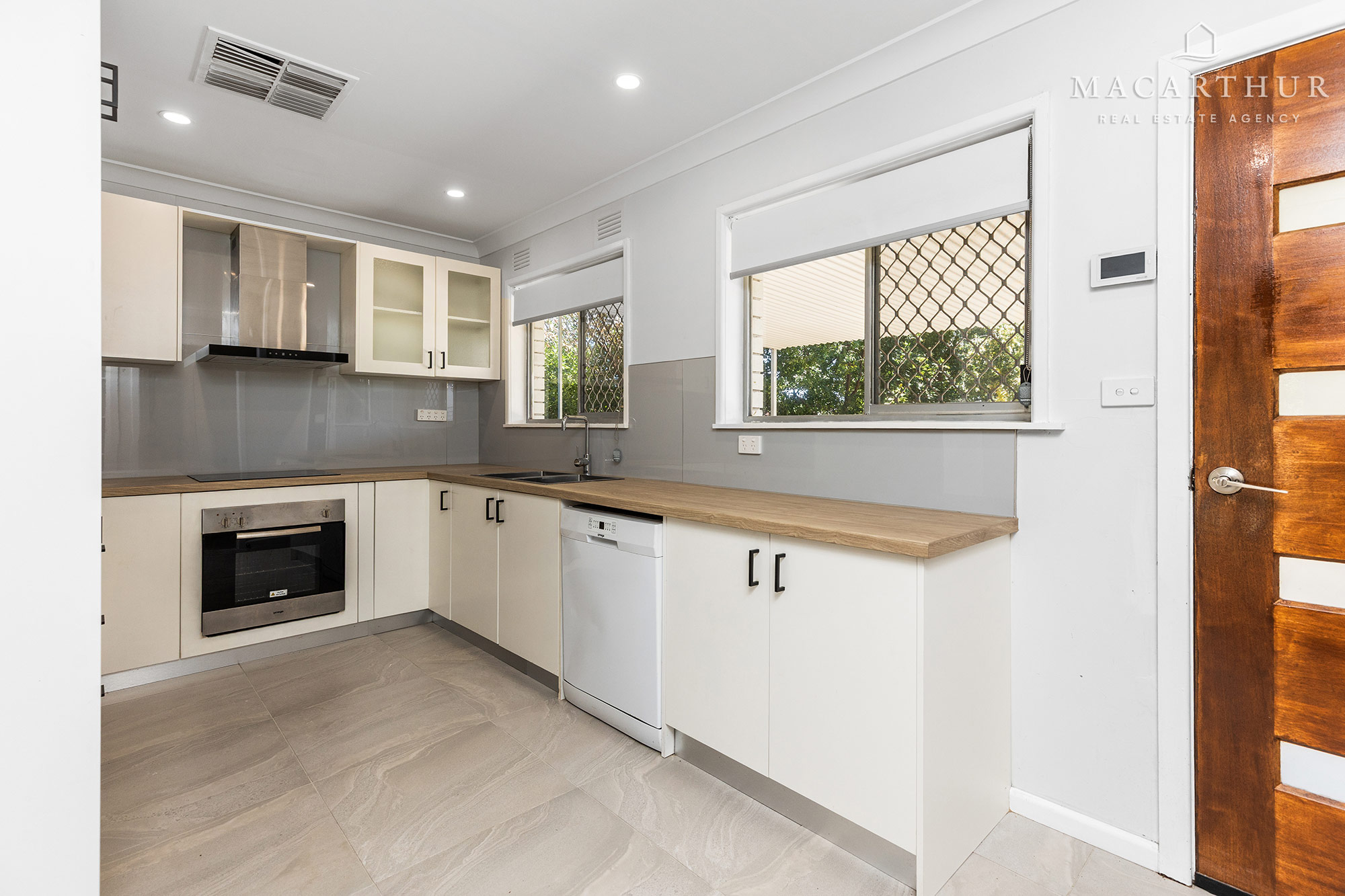 30 MACARTHUR STREET, Ashmont NSW 2650 - Image 5