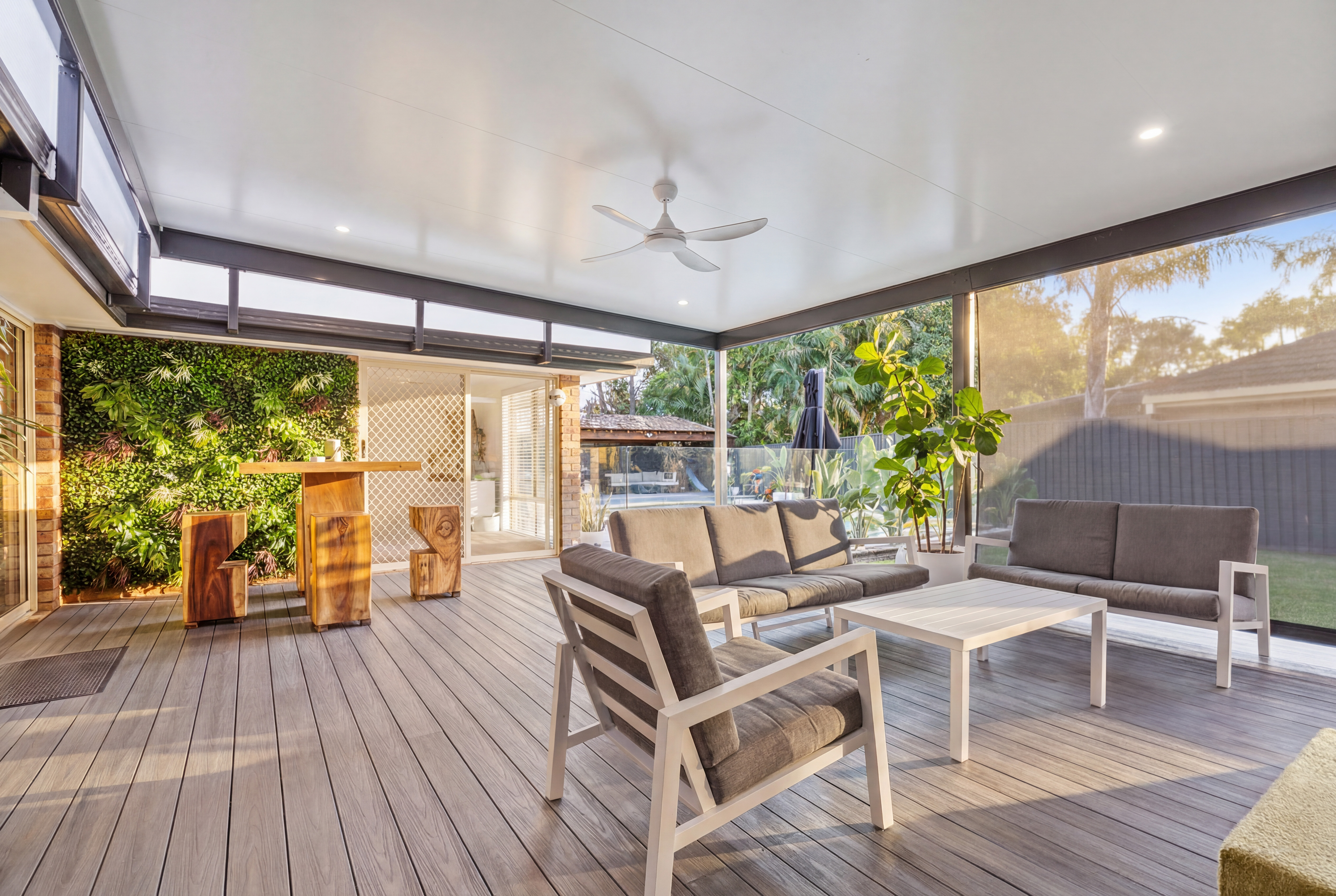 17 MAIDSTONE PLACE, Parkwood QLD 4214 - Image 2