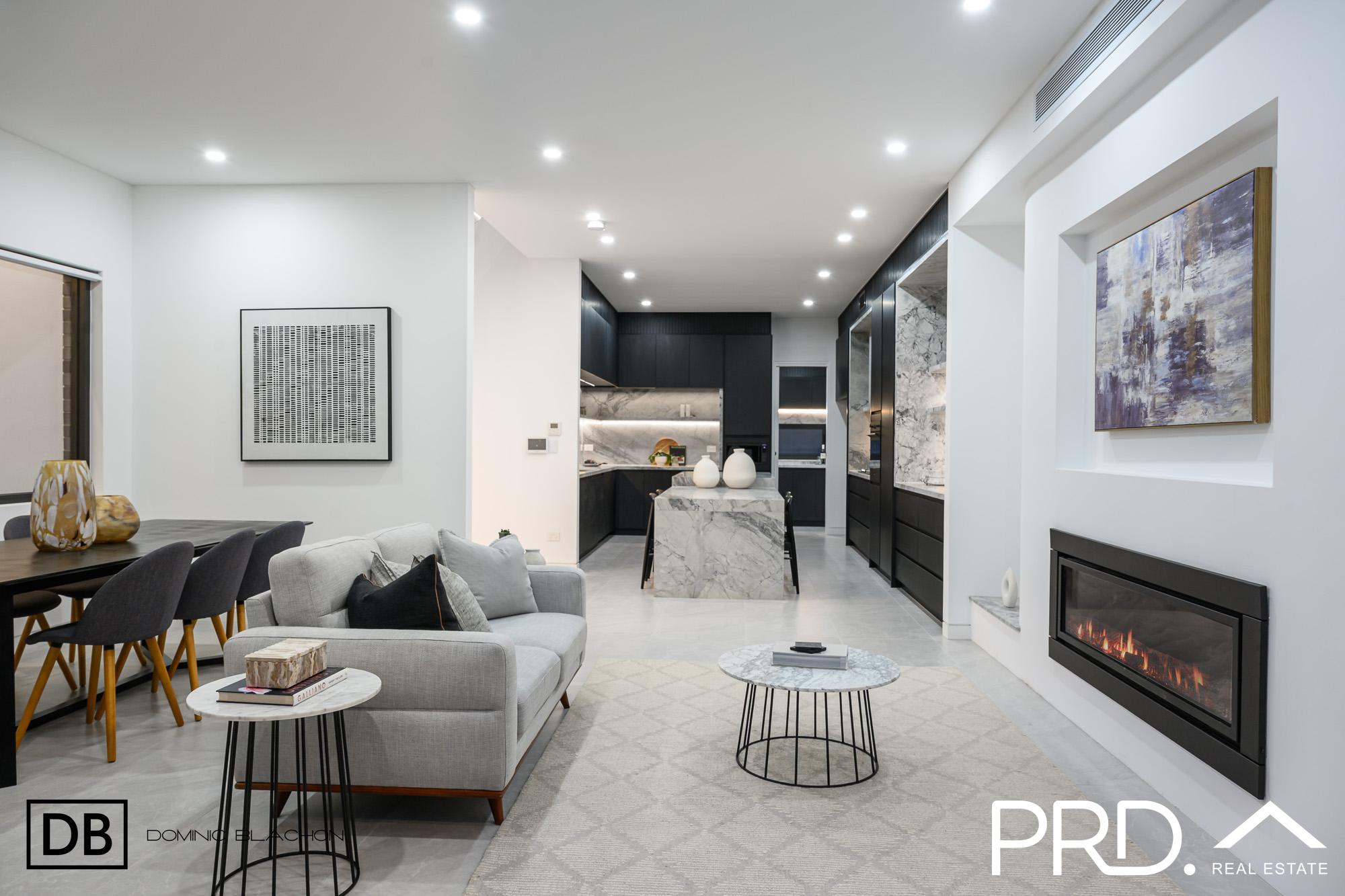 4-bedroom unit at 6 Tyalgum Avenue, Panania, NSW 2213, Canterbury-Bankstown, New South Wales