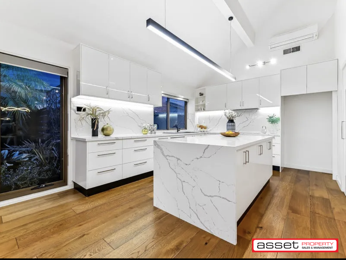 19 SWALLOW COURT, Patterson Lakes VIC 3197 - Image 9