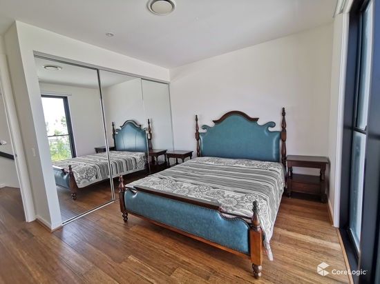 74 Theatre Drive, Benowa, Qld, 4217 - Image 9