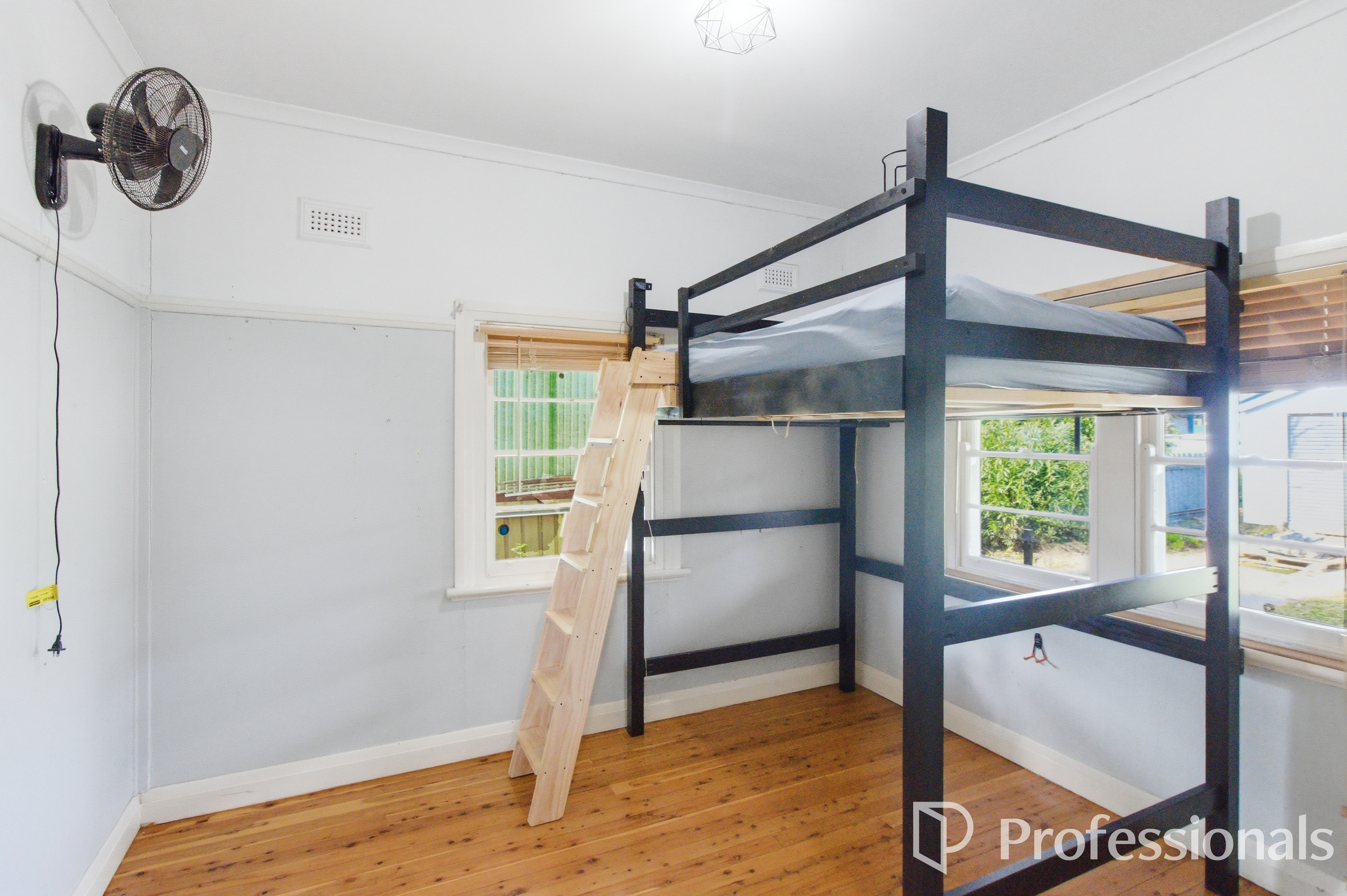 3-bedroom house at 90 Urana Street, Turvey Park, NSW 2650, Wagga Wagga, New South Wales