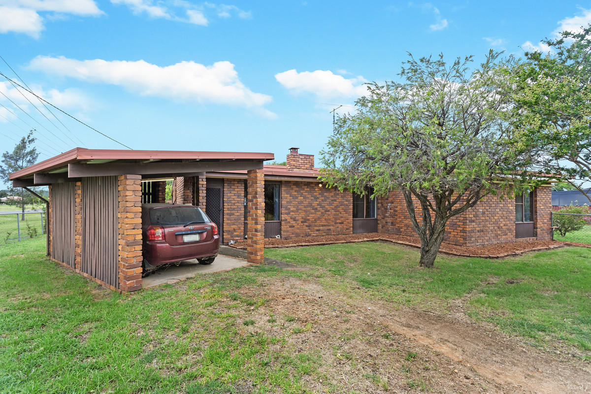 3-bedroom house at 16-18 Alfred Street, Cambooya, QLD 4358, Toowoomba, Queensland