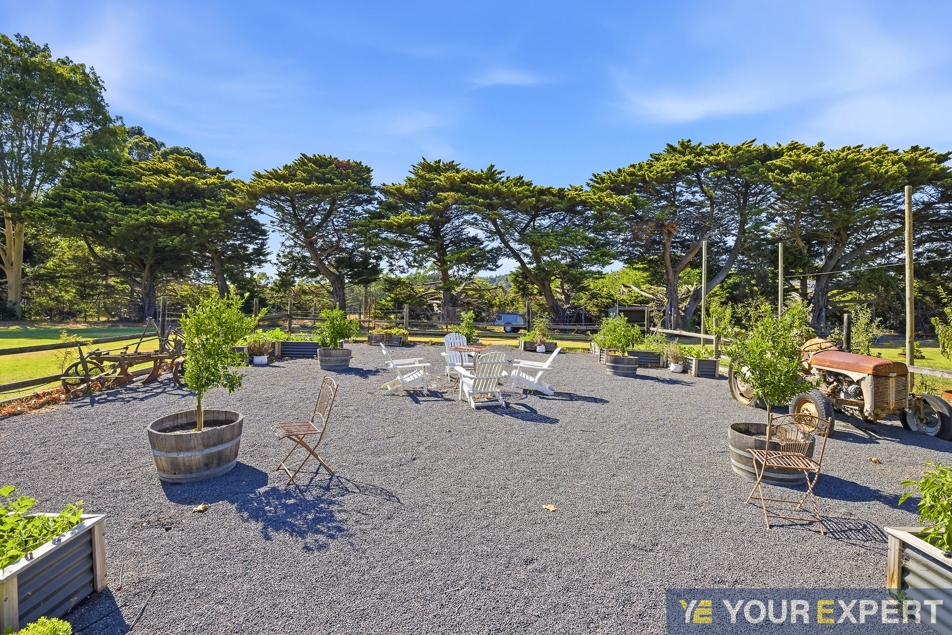 7-bedroom house at 205 Beaconsfield-Emerald Road, Beaconsfield, Vic, 3807, Cardinia, Victoria