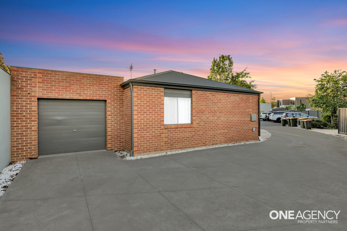 2-bedroom unit at 27A/39 Astley Crescent, Point Cook, VIC 3030, Wyndham, Victoria