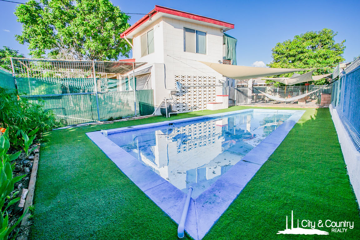 32 Isabel Street, Mornington, QLD 4825 - Image 1