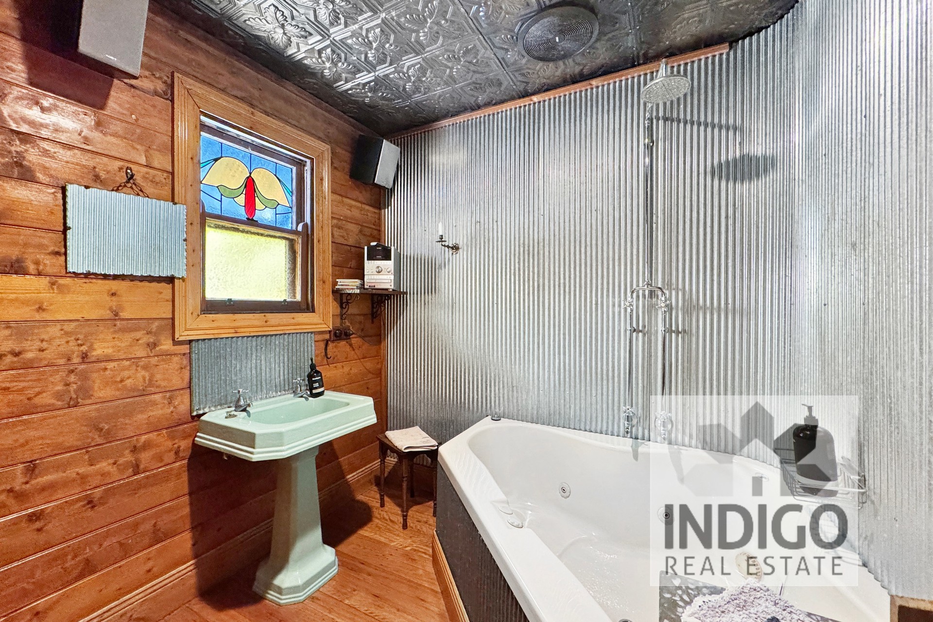 9-bedroom house at 1149 Beechworth-Wodonga Road, Wooragee, VIC 3747, Indigo, Victoria