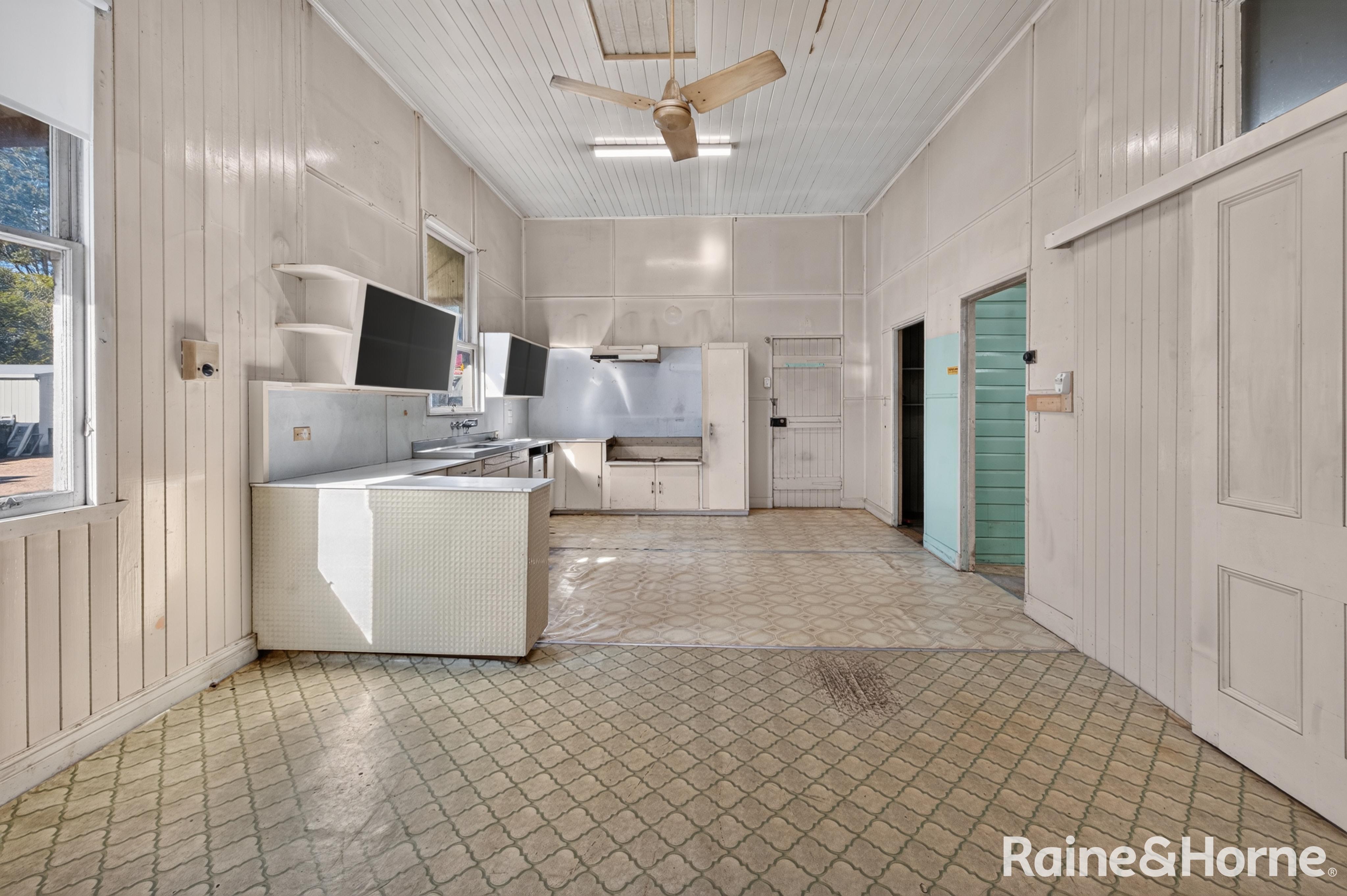 4-bedroom house at 64 Wood Street, Warwick, QLD 4370, Southern Downs, Queensland